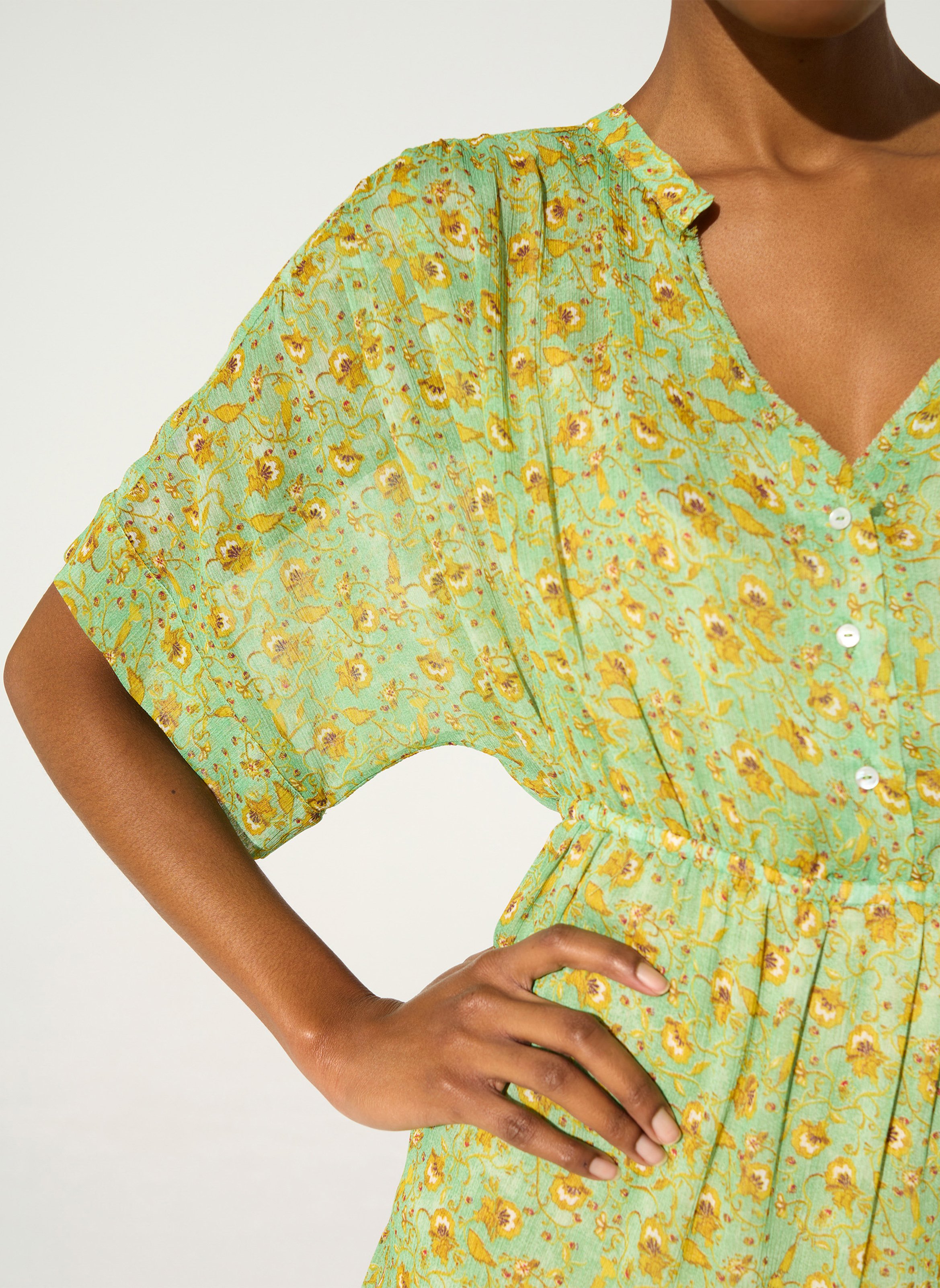 Korte jurk met bloemenprint COTELAC Groen