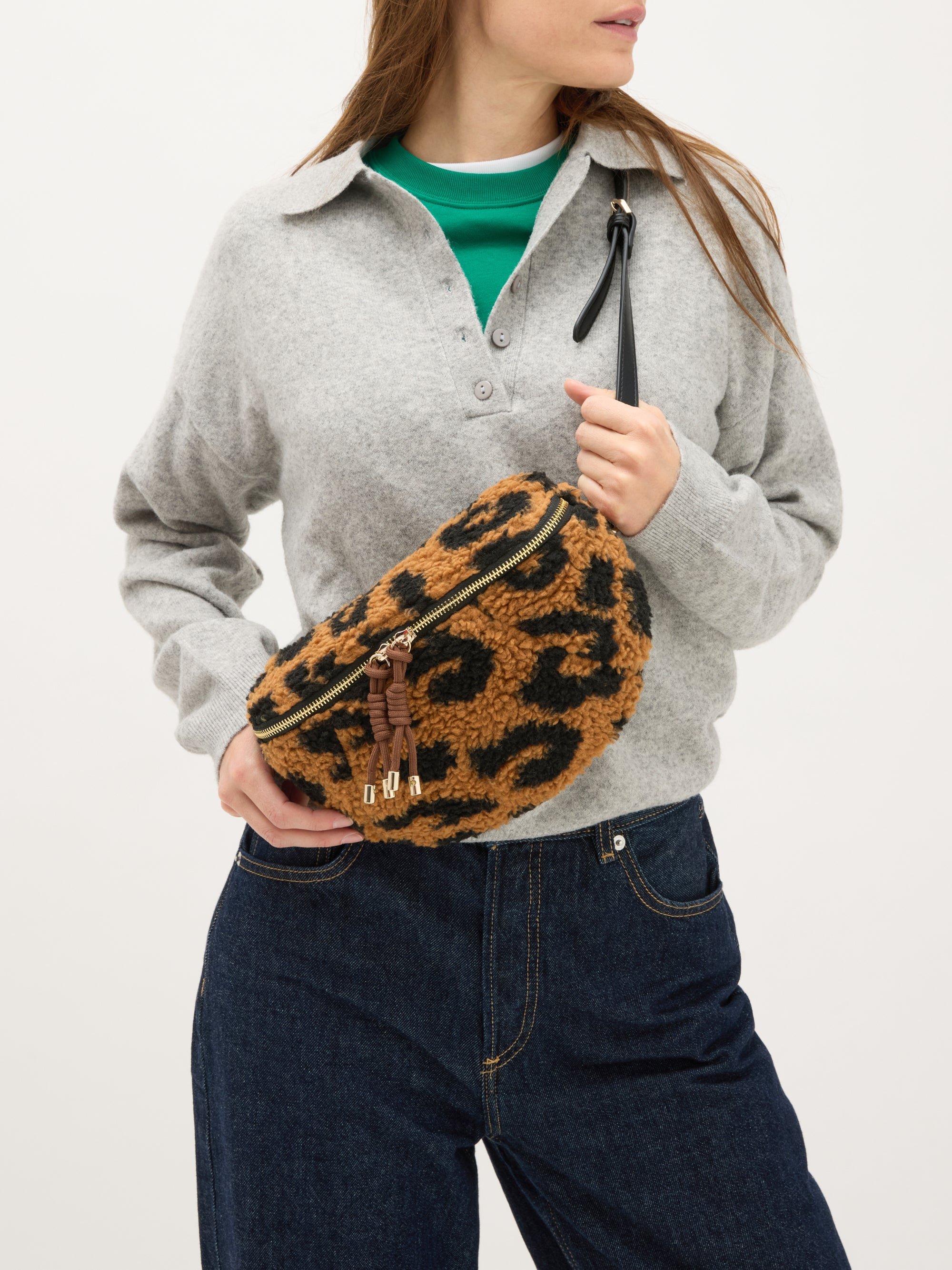 Faux shearling fanny pack VANESSA WU Multicolored