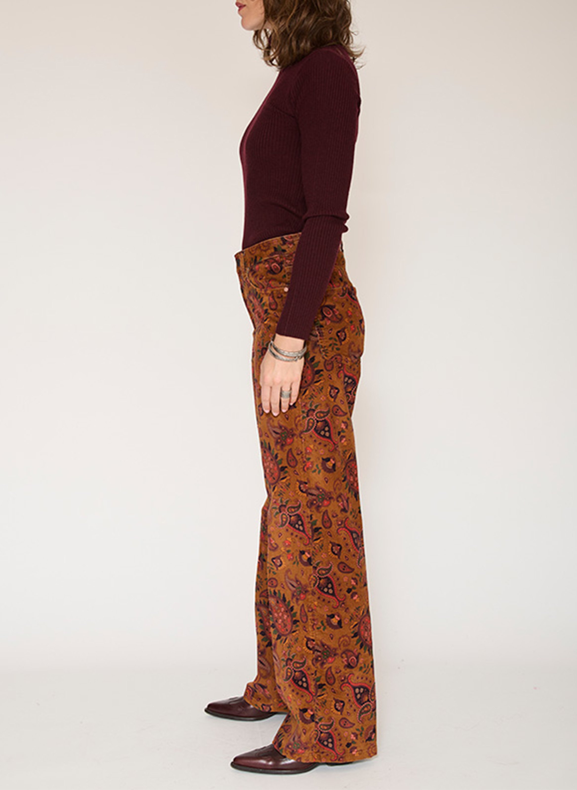 Rechte wijde broek met fluwelen print in gemengde katoenen stof MKT Bruin