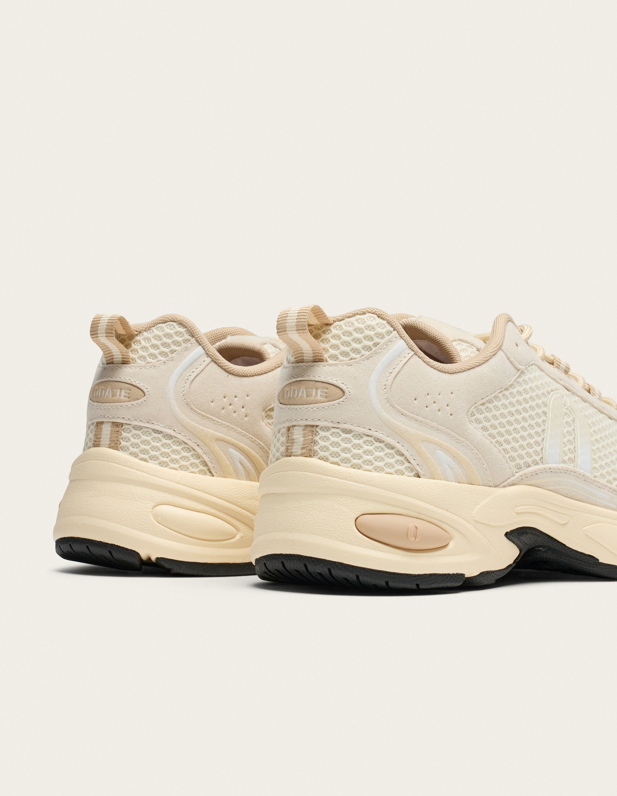 ASICS GEL PULSE 13 ODAJE EX. M.MOUSTACHE Beige