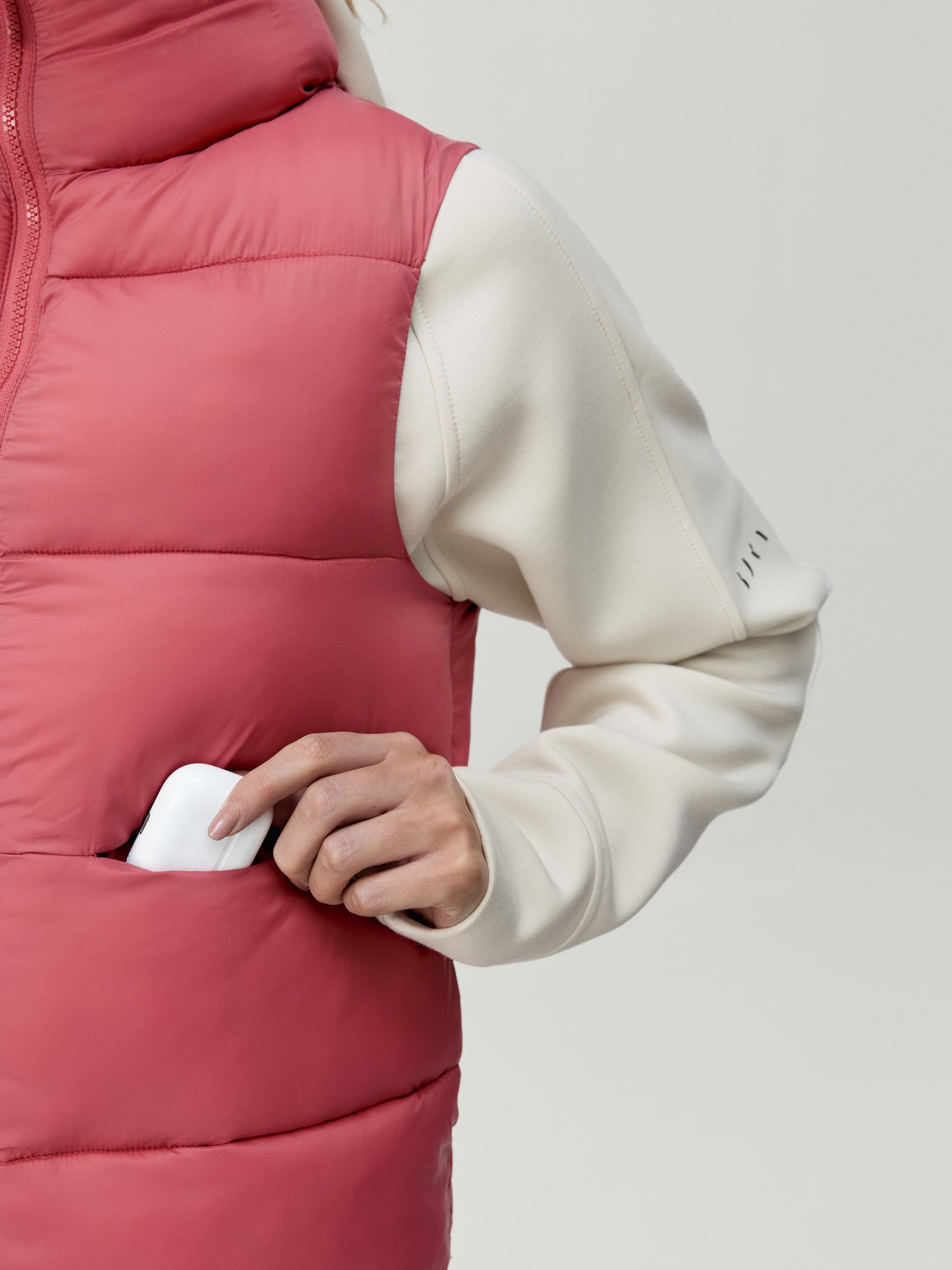 Sporty vest with zipper BORN LIVING YOGA Orange