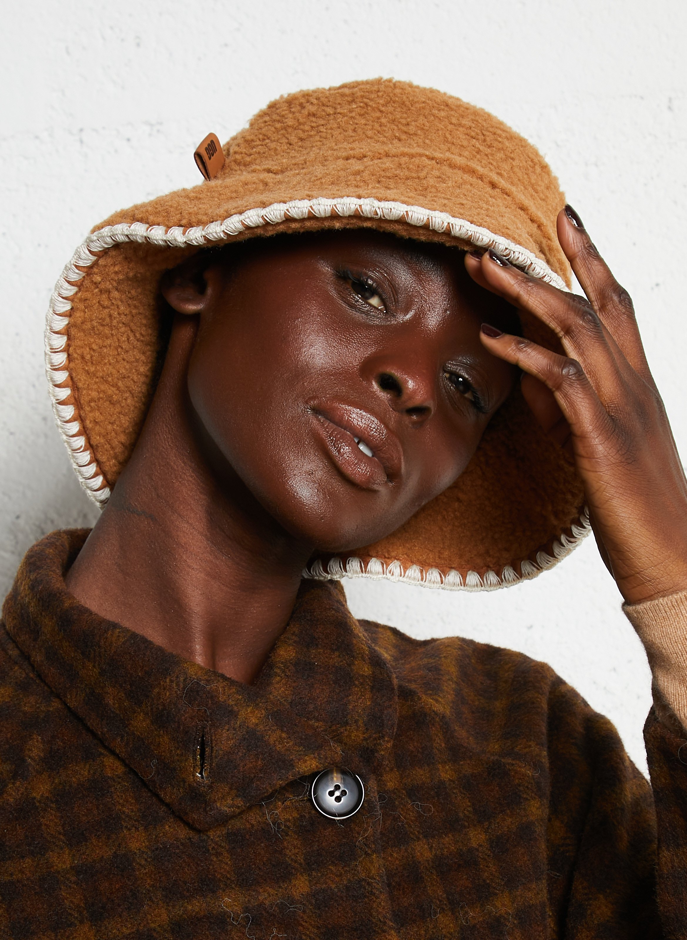 UGGFLUFF SCALLOPED UGG