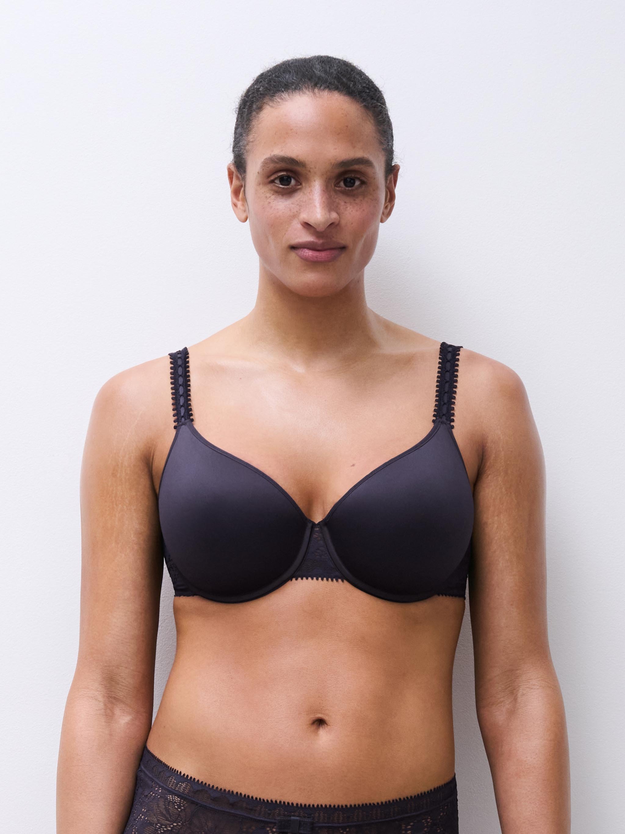Soutien-gorge mémoire de forme emboîtant en dentelle CHANTELLE Bleu