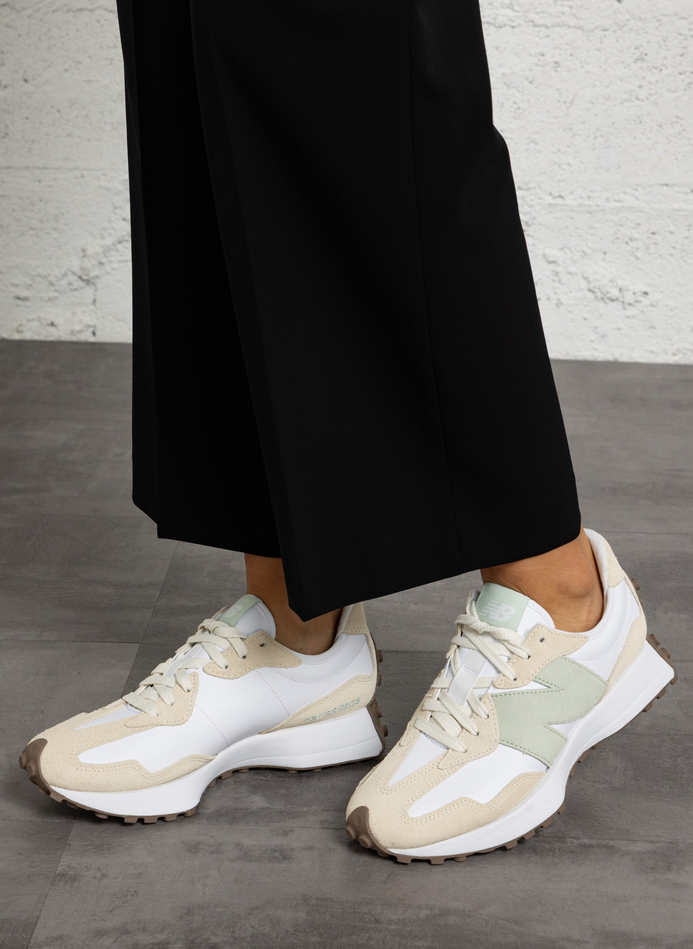 Lage sneakers van leermix NEW BALANCE Grijs