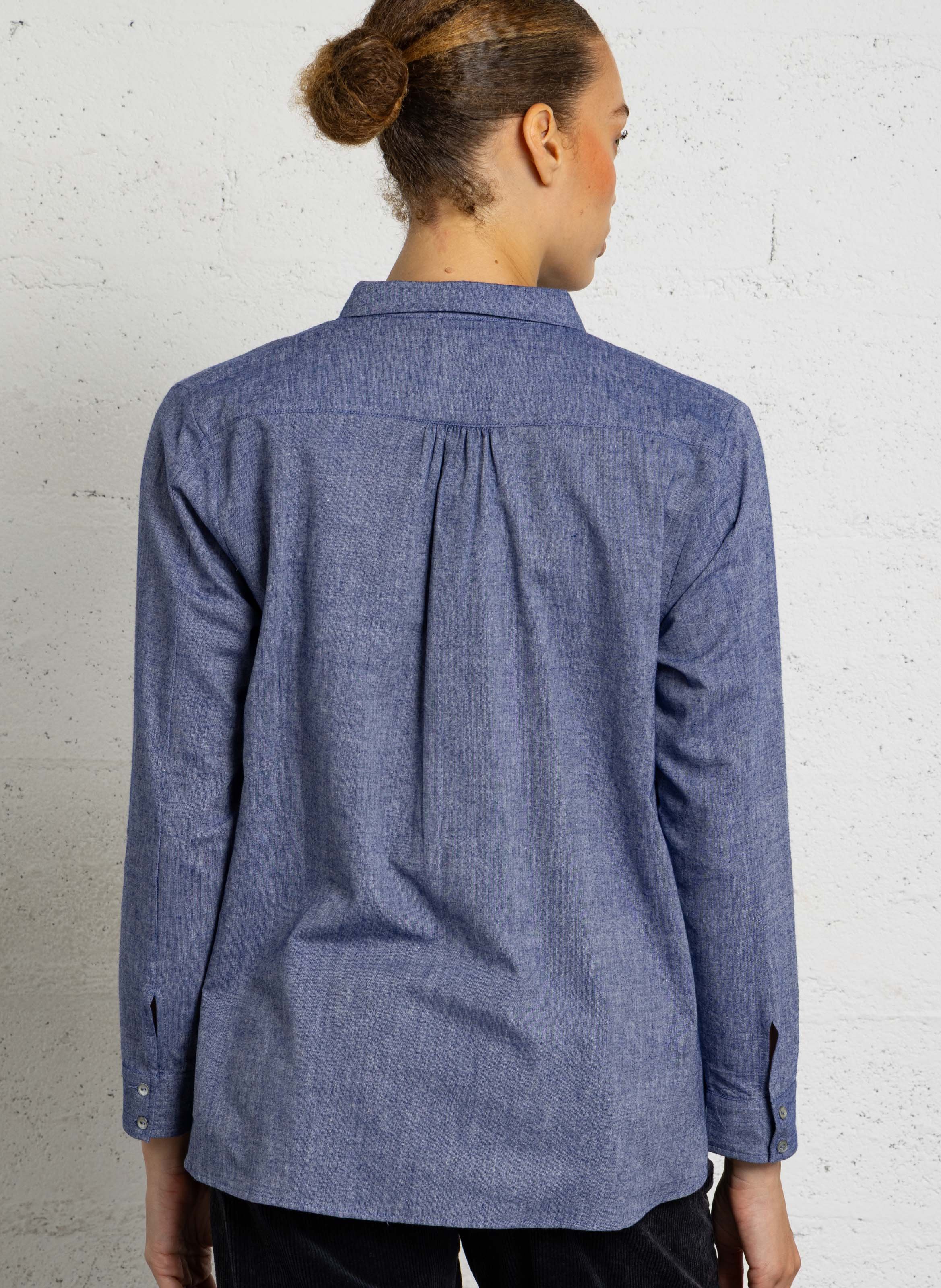 Baumwollbluse mit klassischem Kragen BELLA JONES Blau