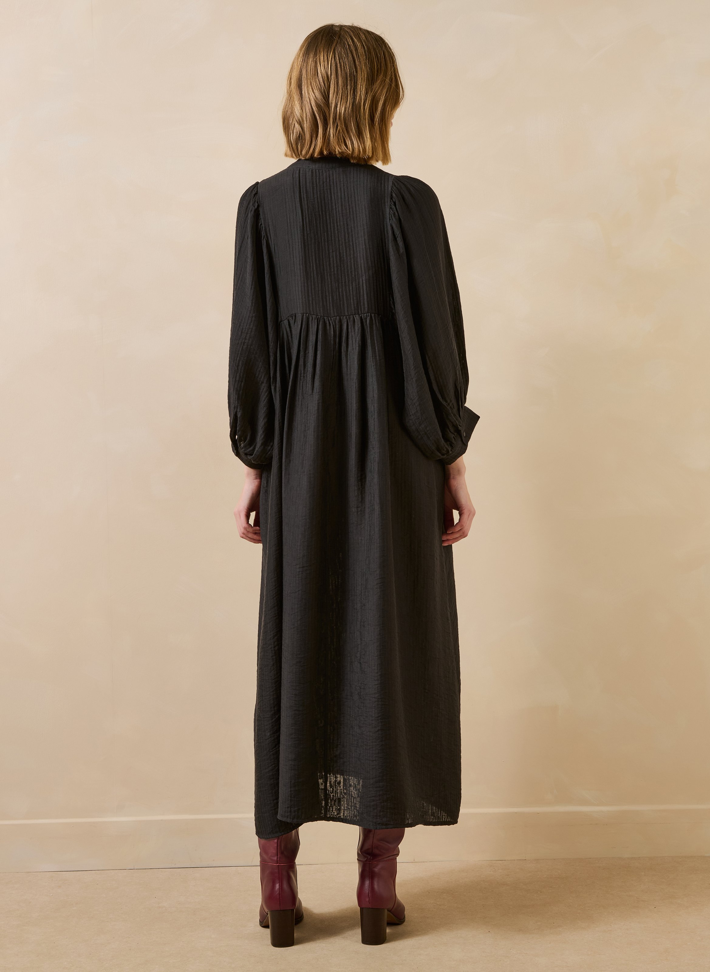 Loose long dress with Tunisian collar LA FEE MARABOUTEE Black