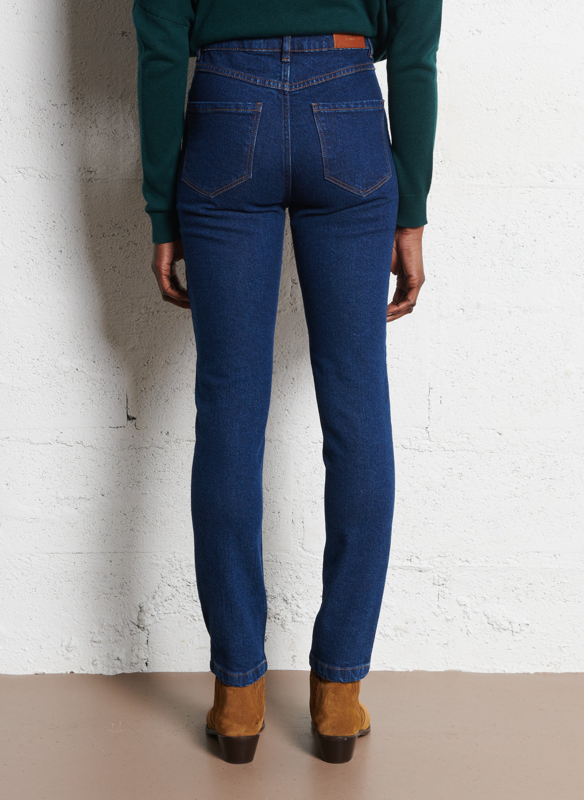 High-rise slim-fit jeans I CODE Blue