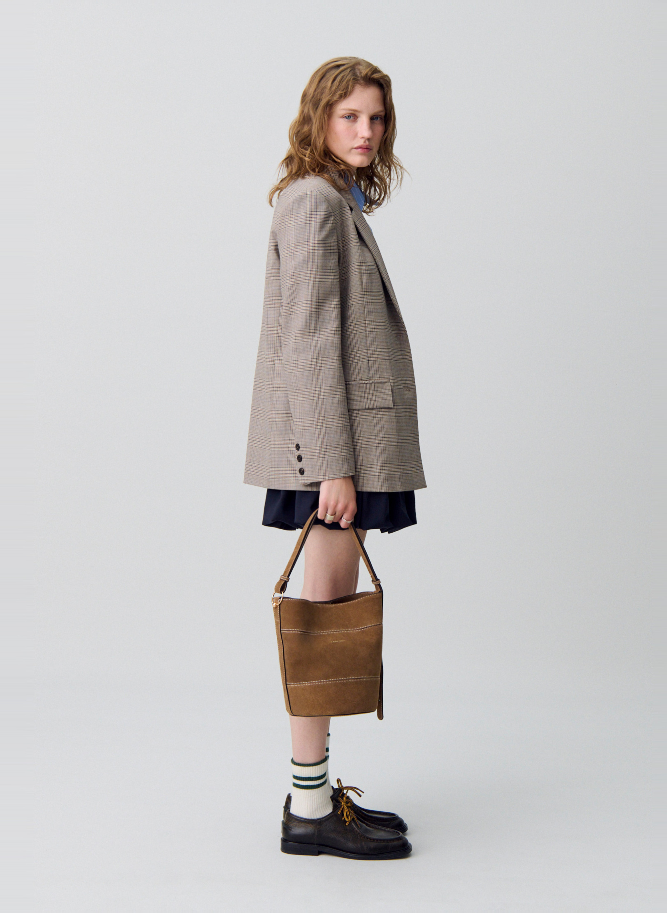 Beuteltasche aus Veloursleder CLAUDIE PIERLOT Beige