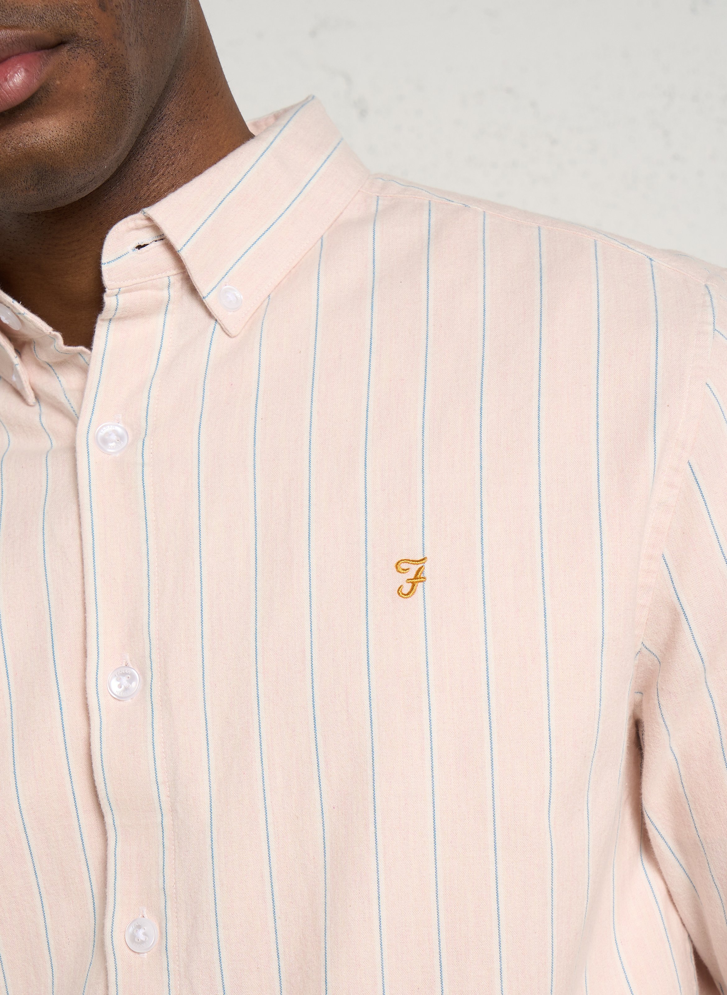 Chemise regular-fit col américain rayé en coton bio FARAH Rose