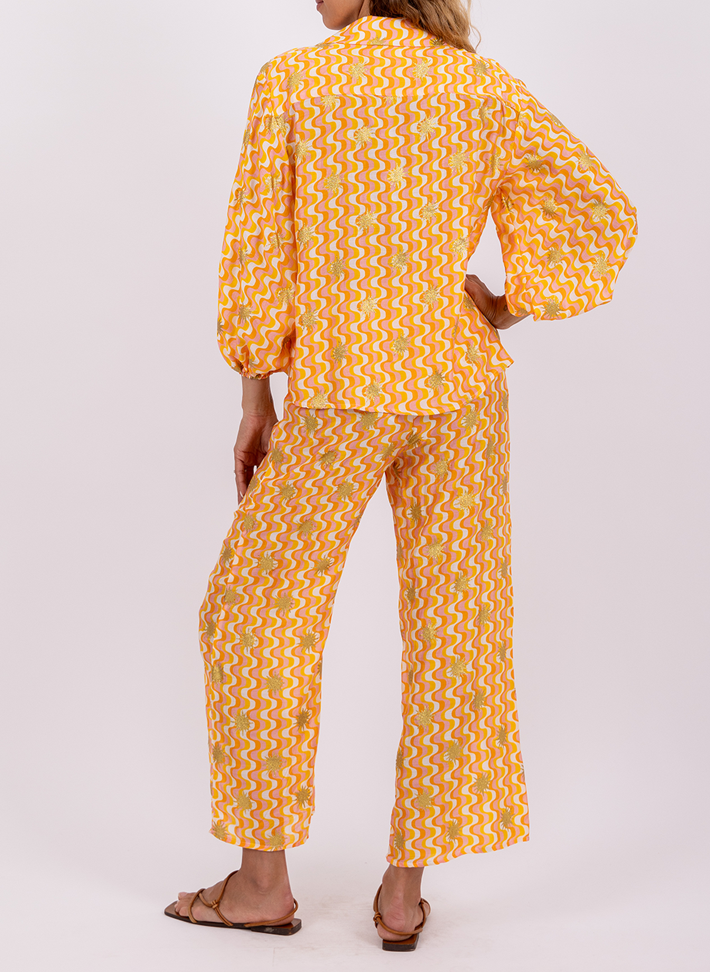Hoch sitzende fließende Hose mit Muster SUNDRESS Gelb