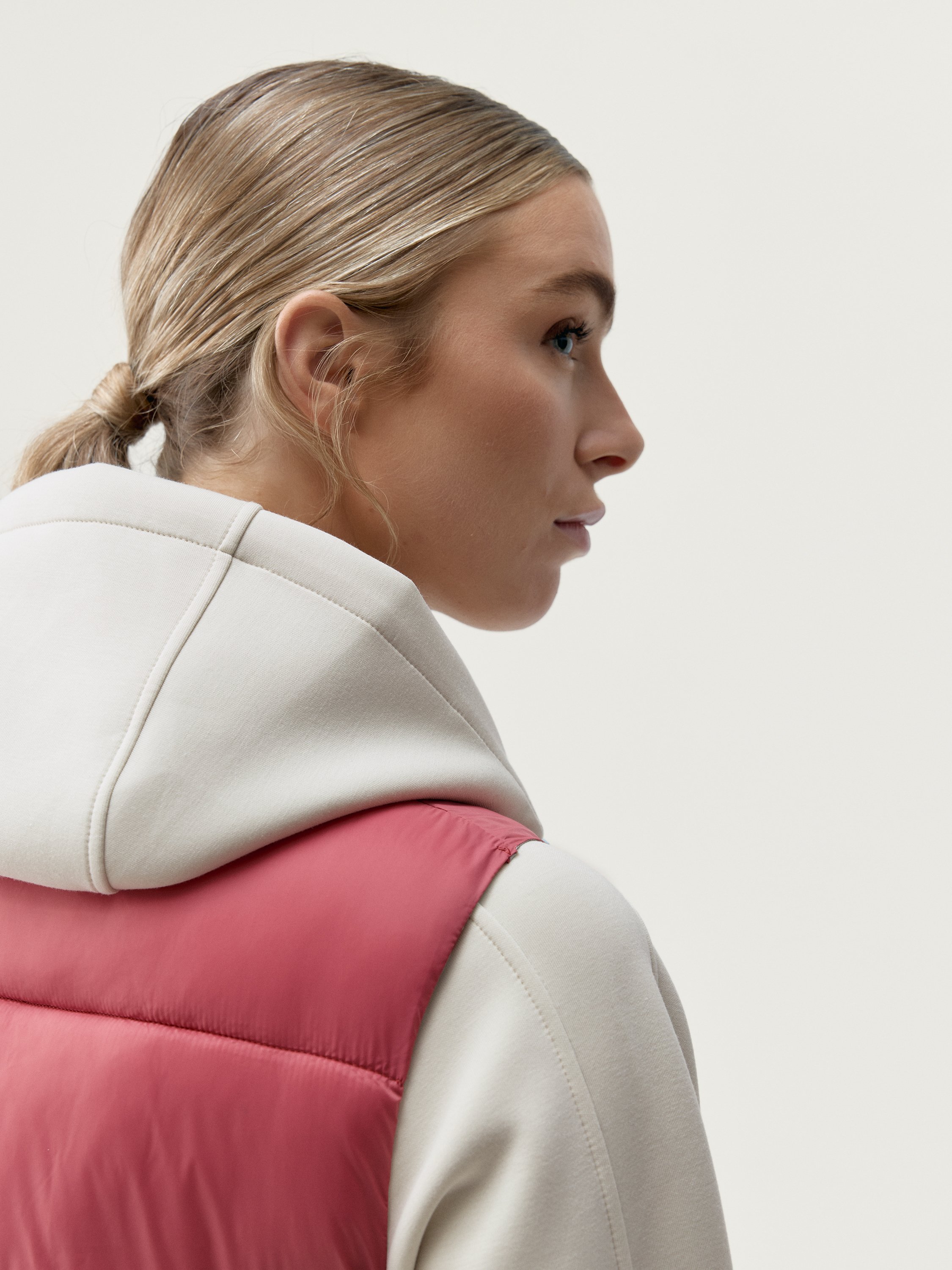 Sporty vest with zipper BORN LIVING YOGA Orange