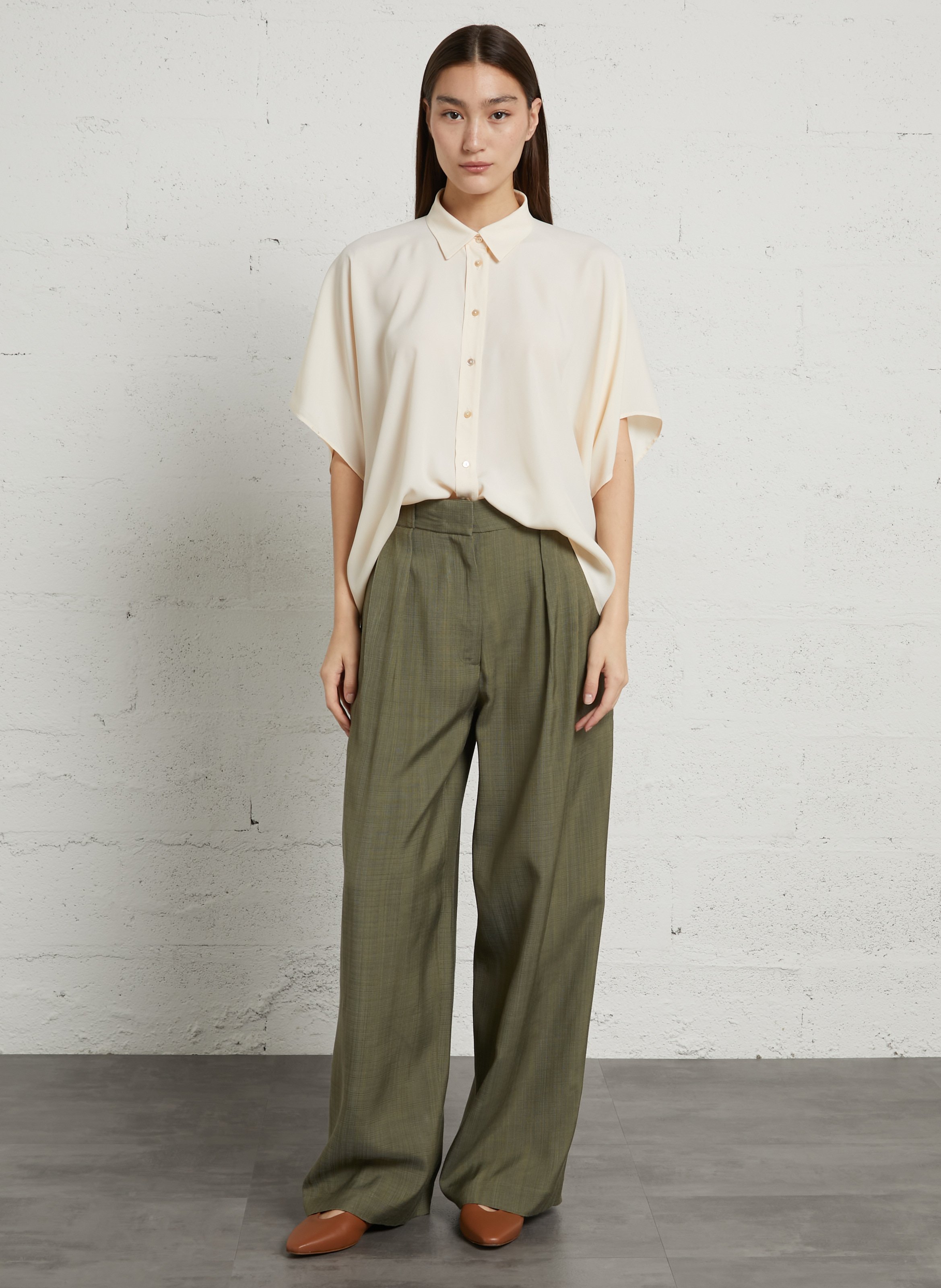 Oversized shirt with classic collar MOMONI Beige