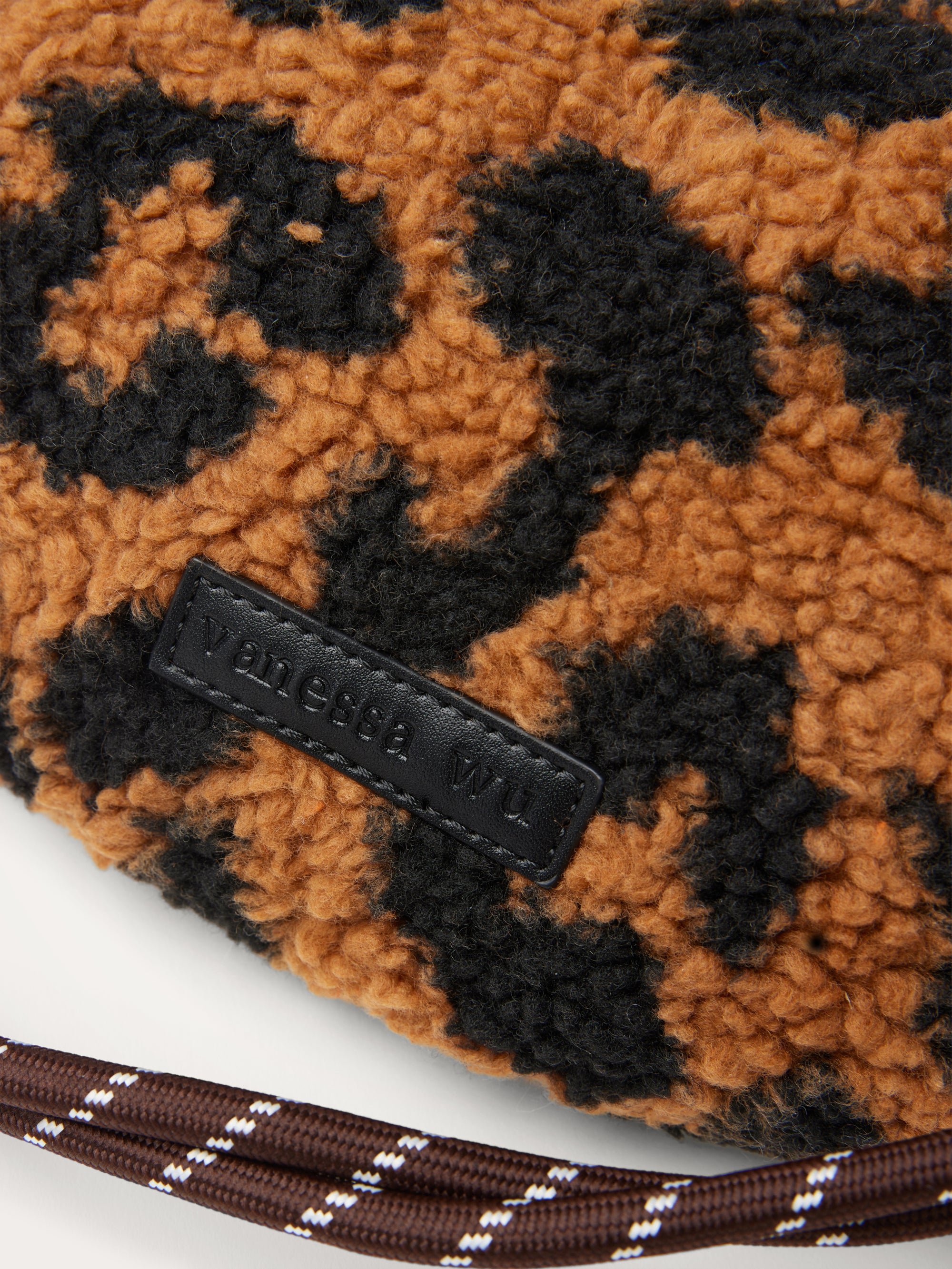 Faux shearling fanny pack VANESSA WU Multicolored
