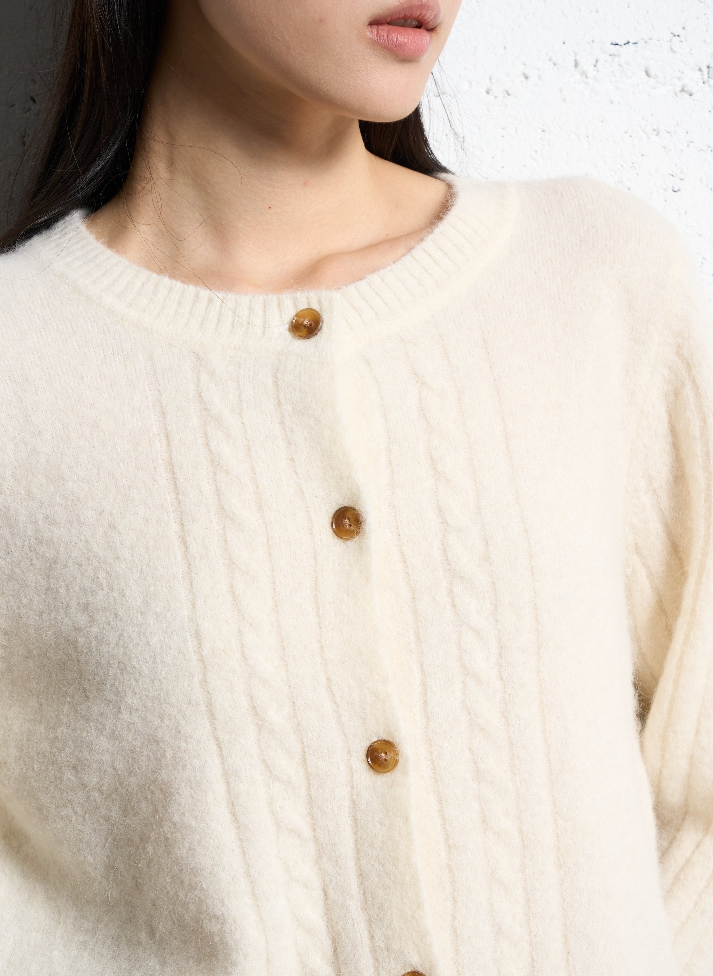 Gerade geschnittene Strickweste mit Rundhalsausschnitt aus Alpakamischung EMILE ET IDA Beige