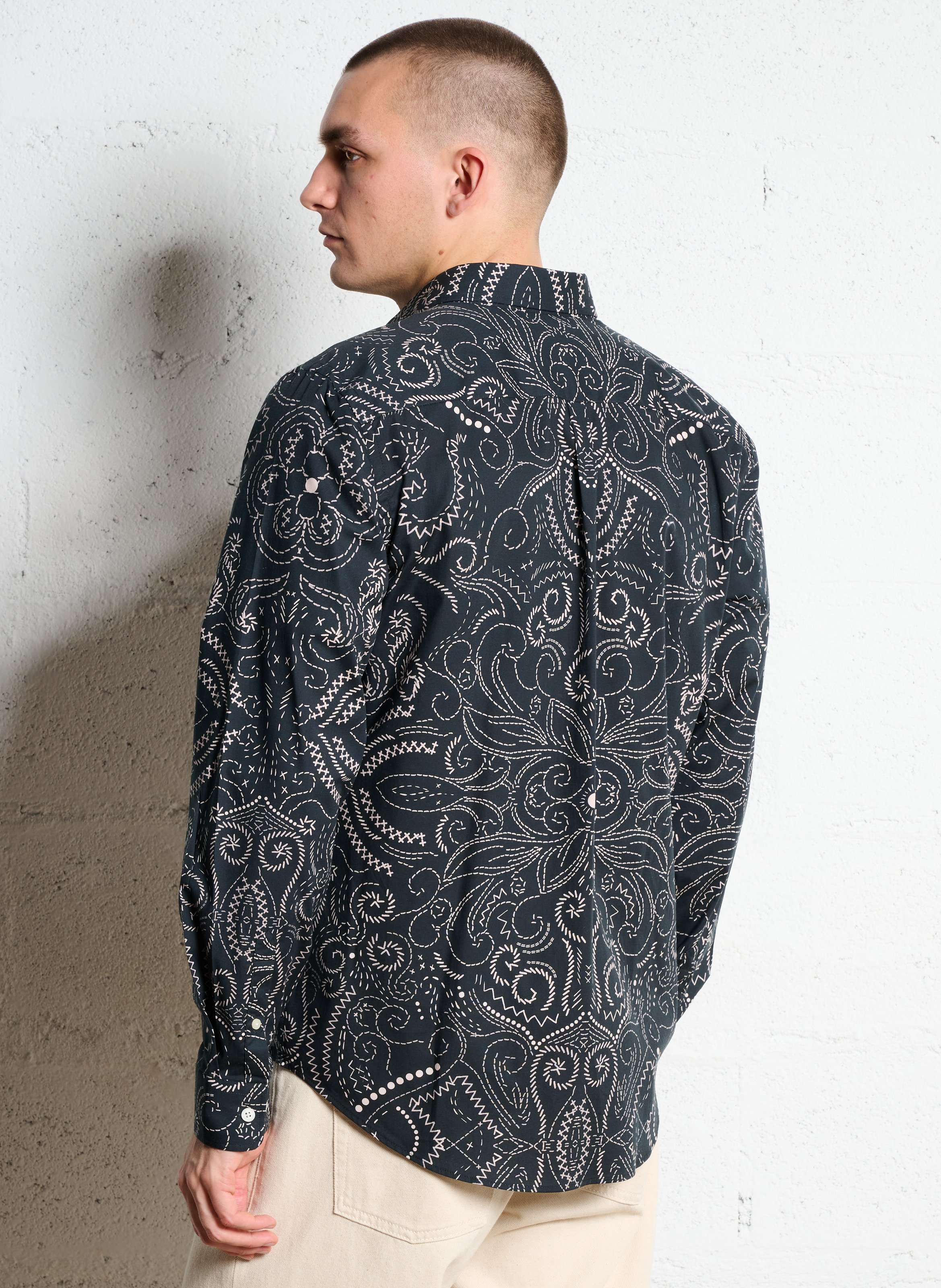 Gerade geschnittene Bluse aus Baumwoll-Mix mit Print CHEVIGNON Schwarz