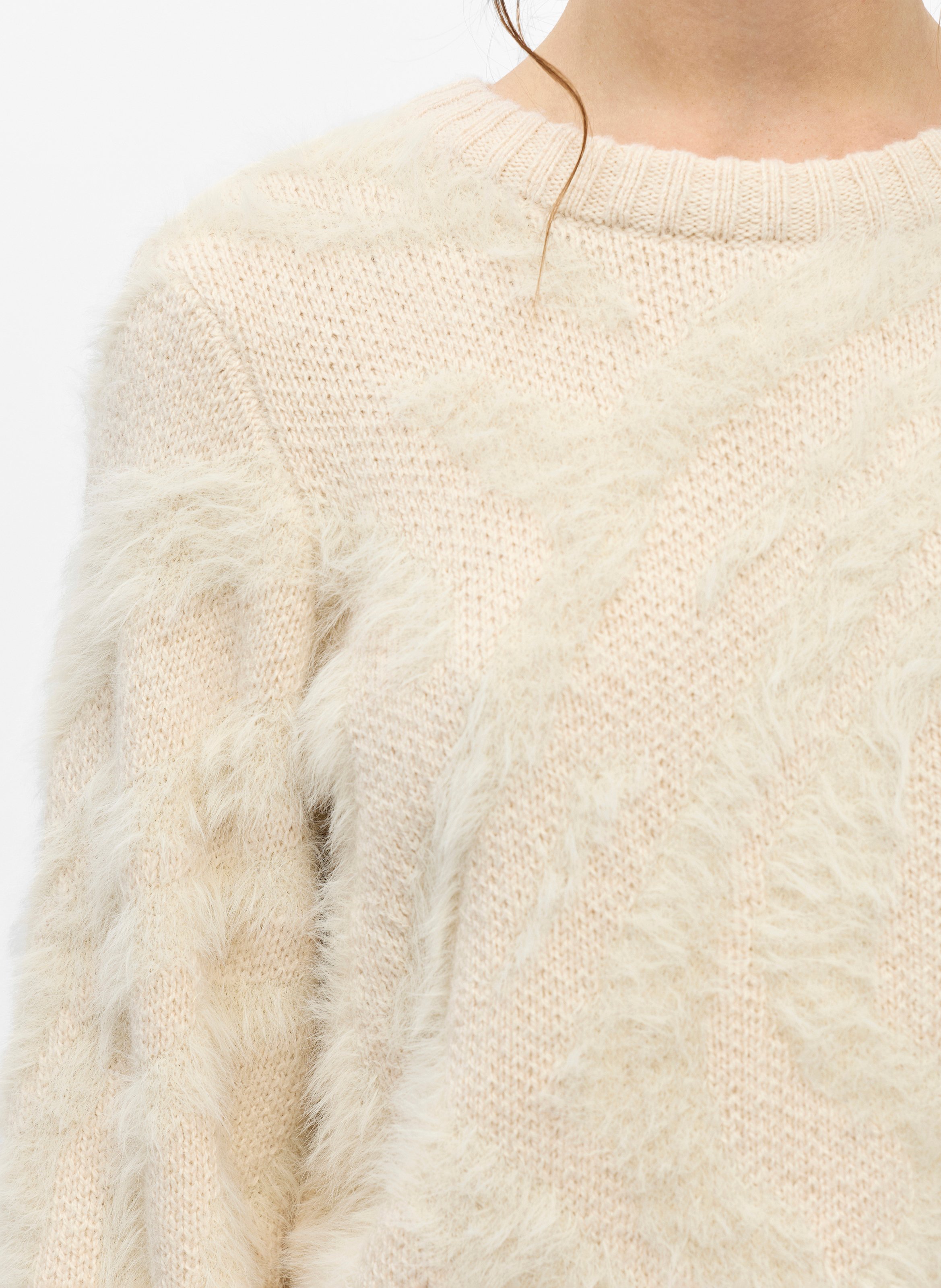 Gerader Pullover mit Rundhalsausschnitt aus Kunstpelz OBJECT Beige