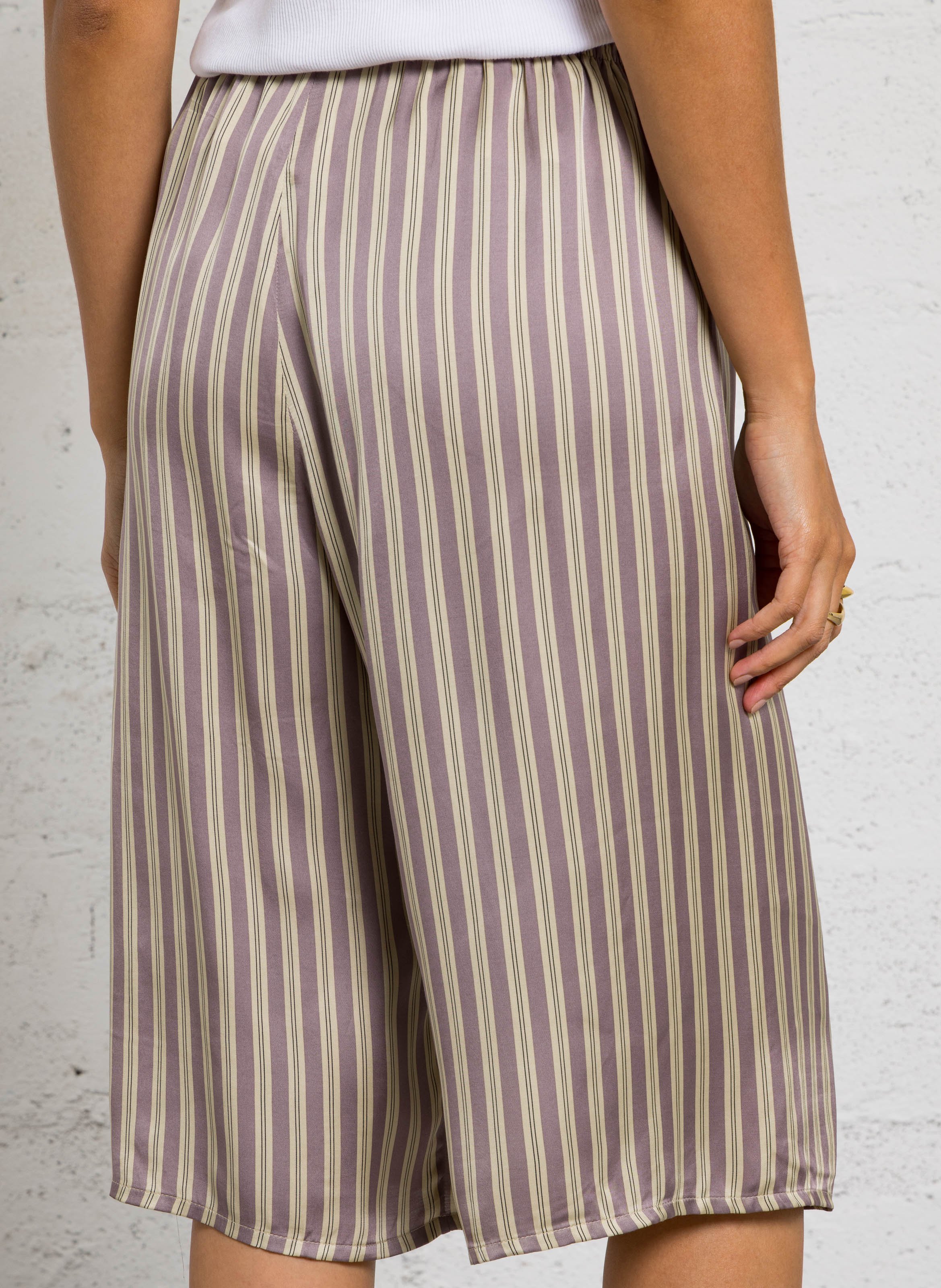 Kort tot half lang gestreept AMERICAN VINTAGE Beige