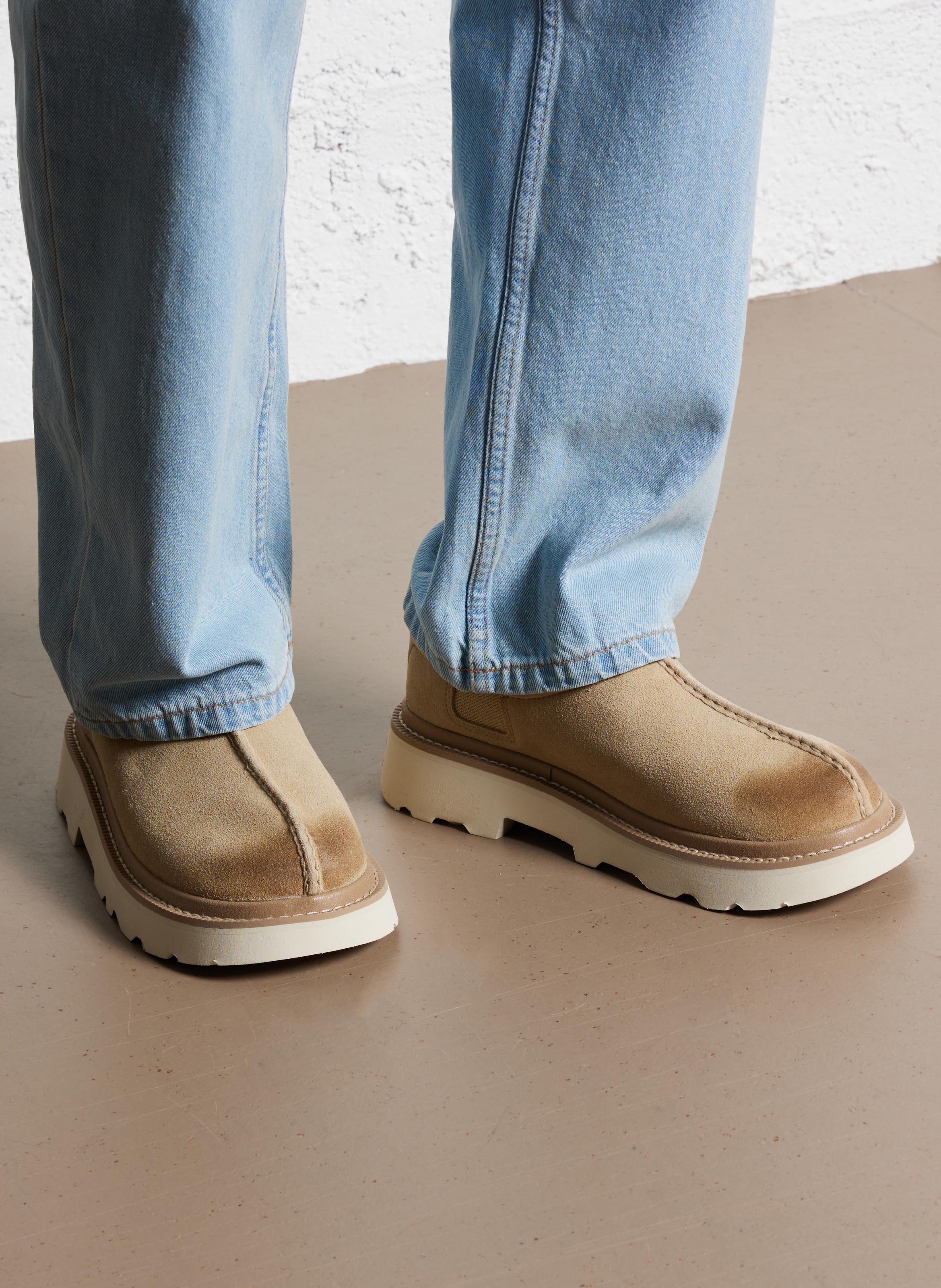 Suede leather clogs UGG Brown
