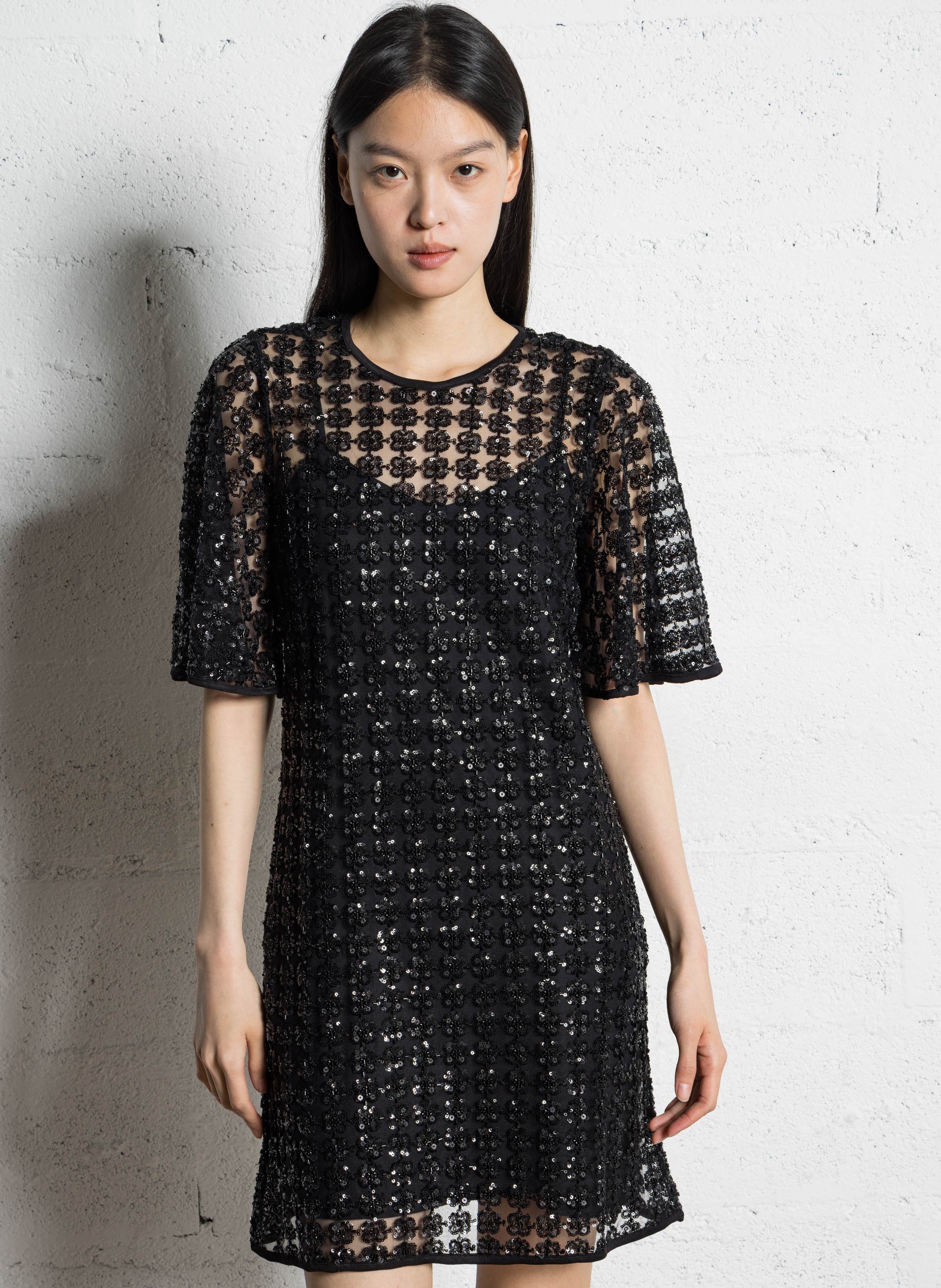 Short embroidered dress with round neck MAISON 123 Black