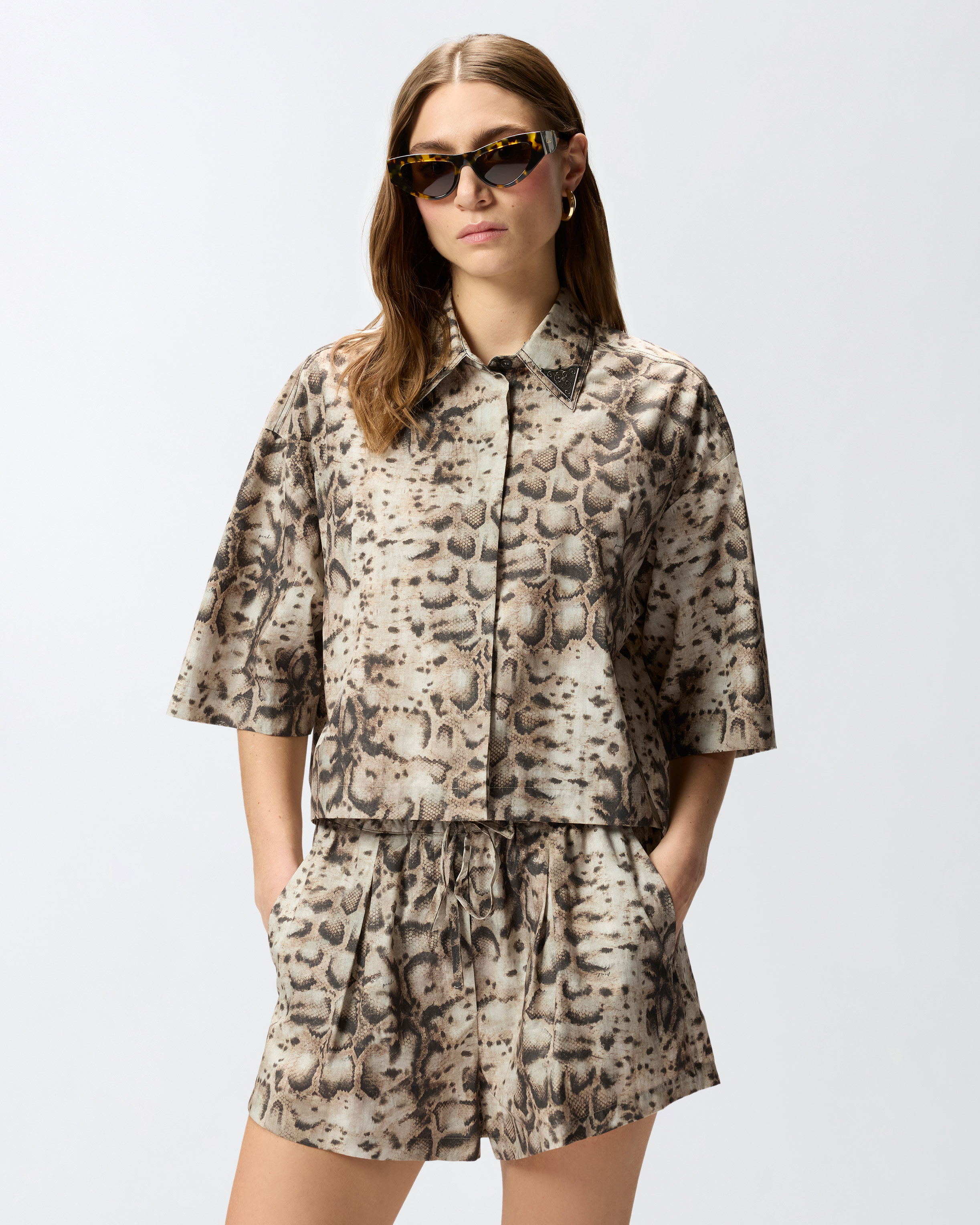 Chemise cropped imprimée avec détails métalliques PINKO Multicolore