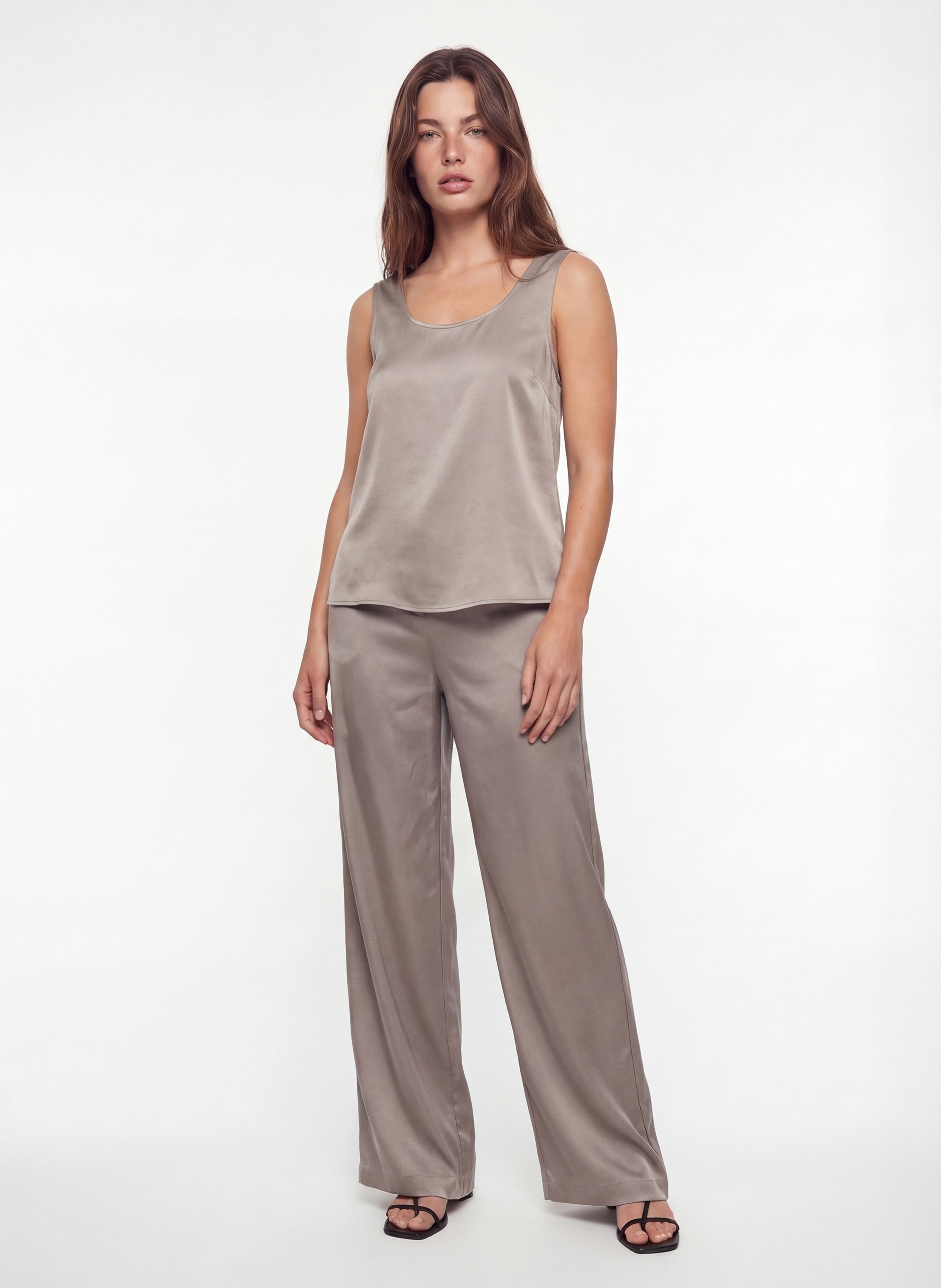 Satin Tanktop Rundhalsausschnitt KOOKAI Grau