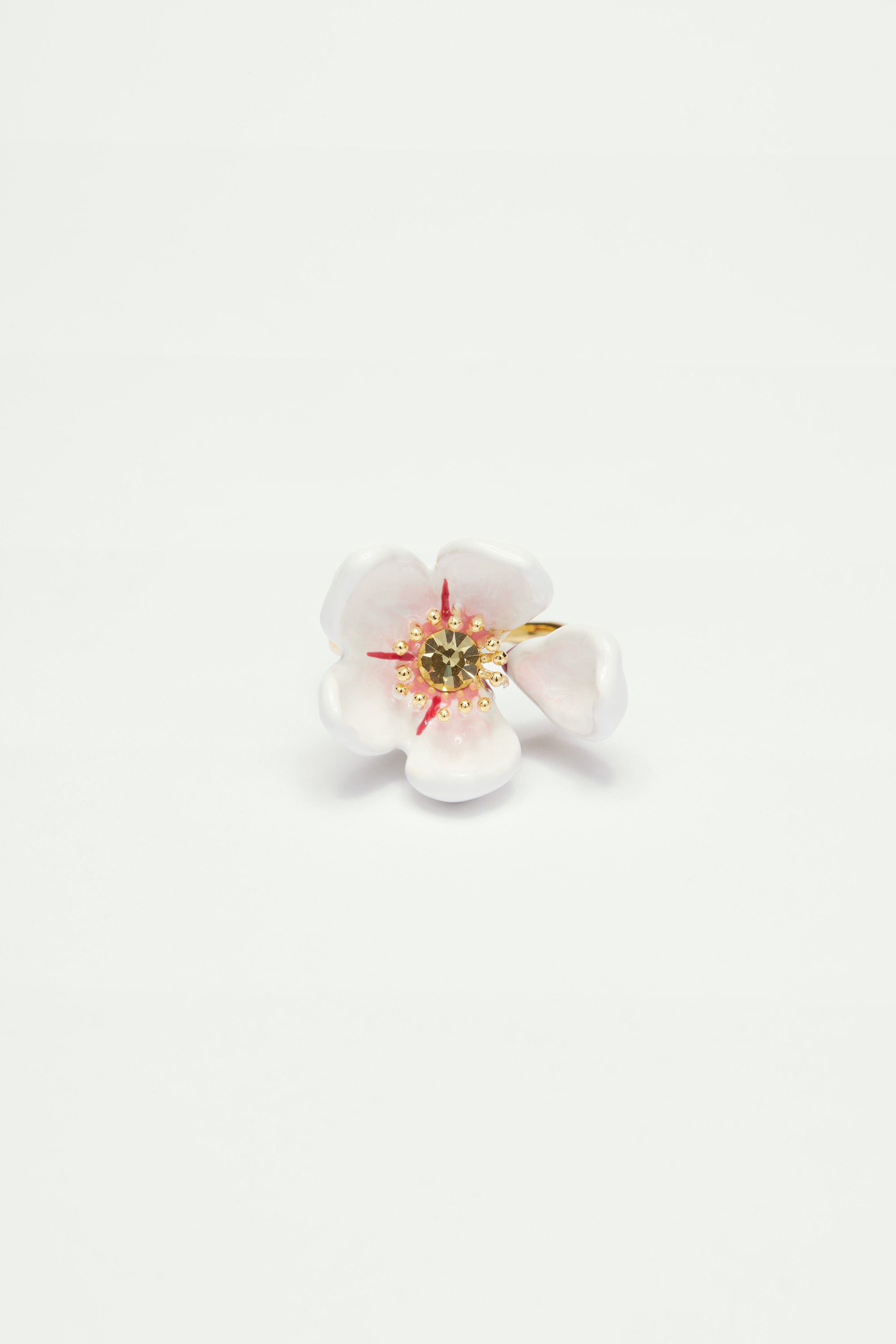 Adjustable ring with Japanese flower and petal LES NEREIDES White