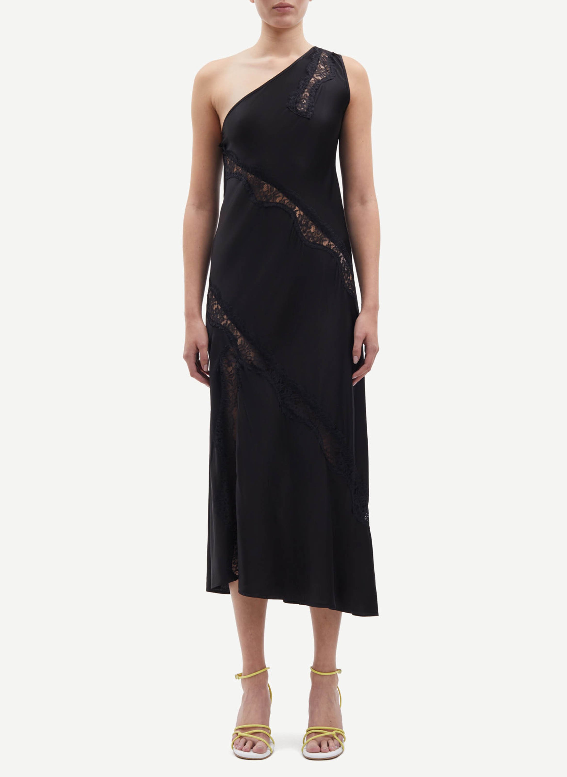 Fitted Asymmetrical Lace Dress SAMSOE SAMSOE Black