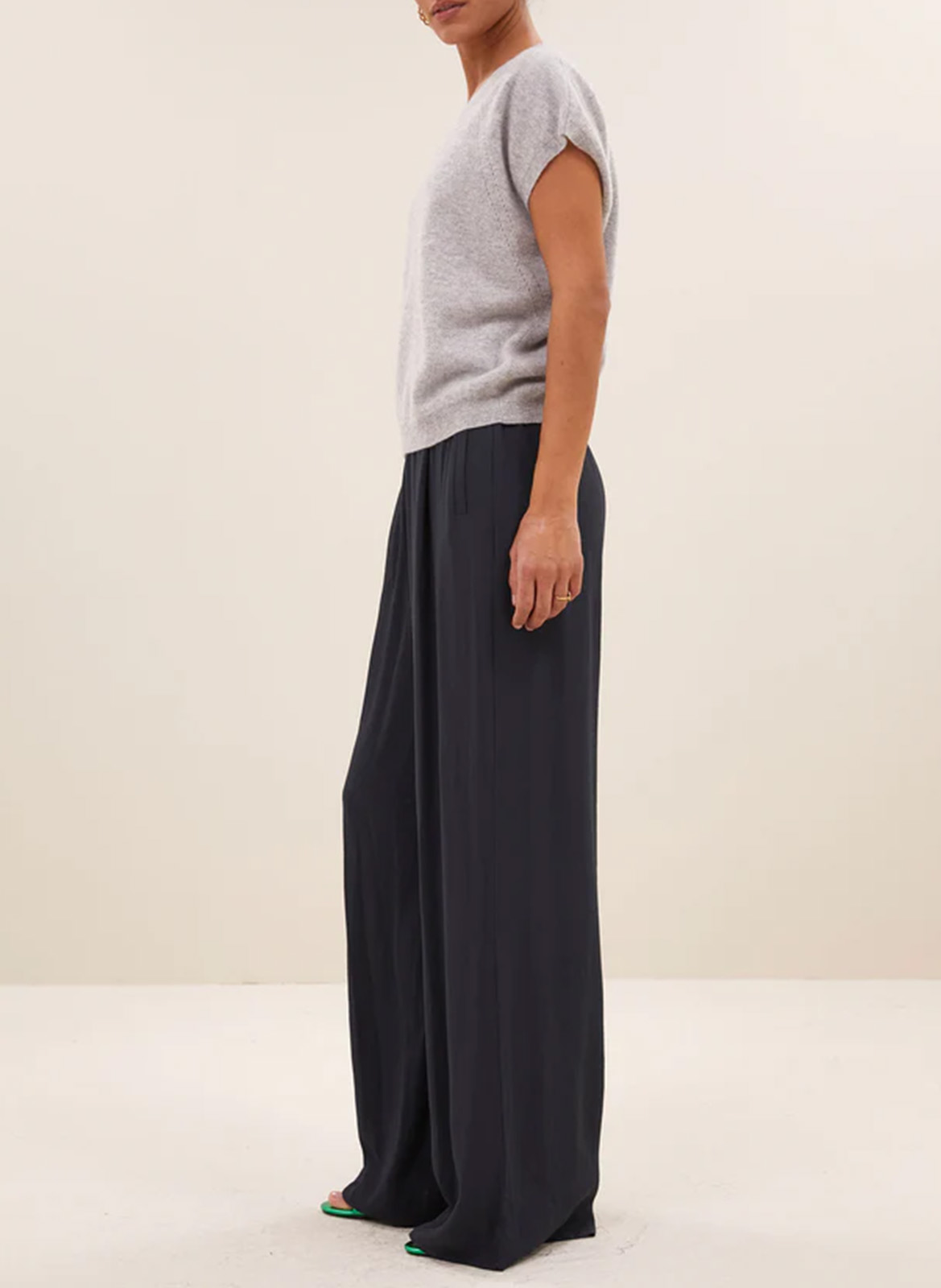 Gestreepte wollen trui BY BAR Grijs