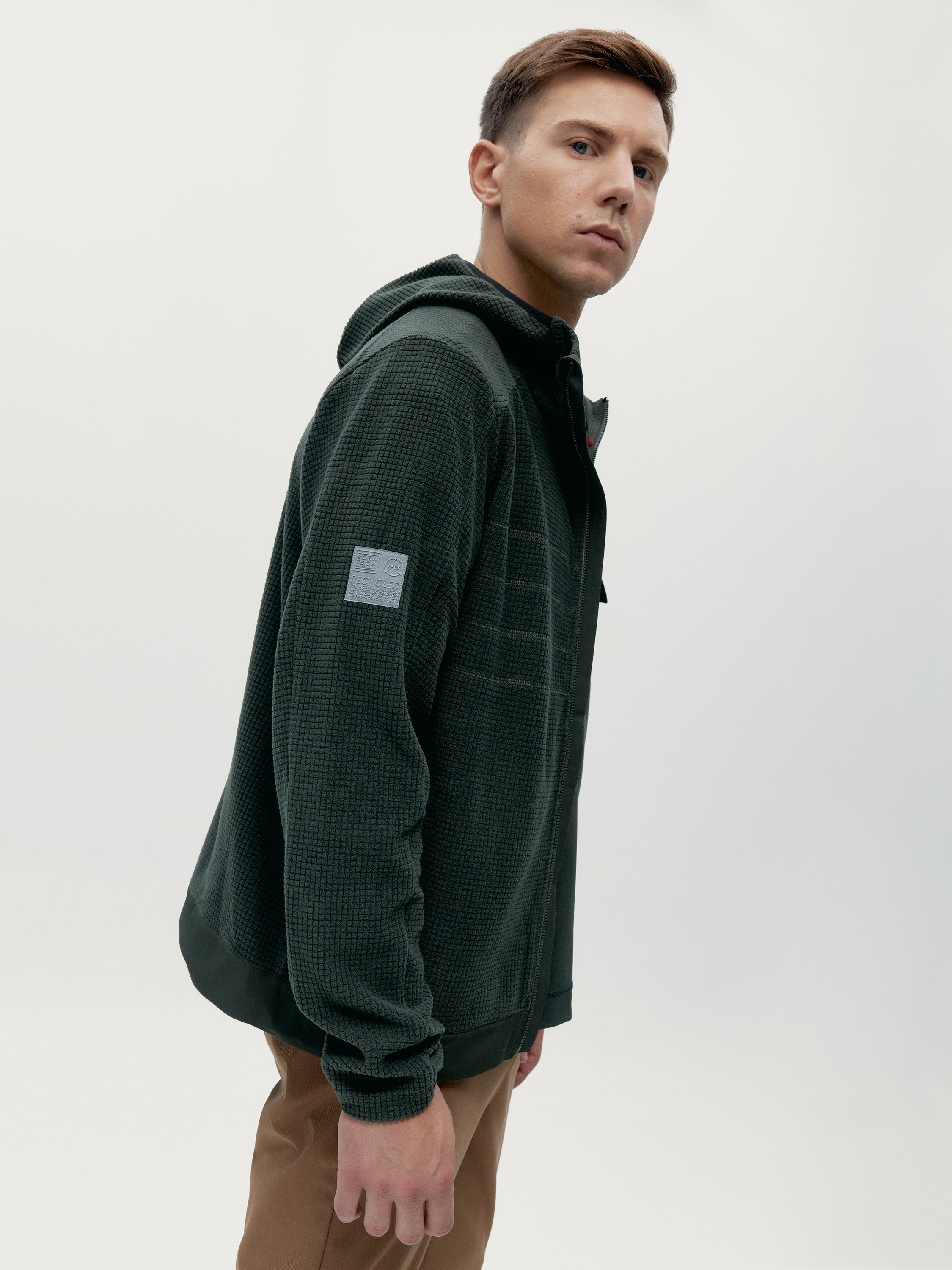 Quilted sports jacket with zipper BORN LIVING YOGA Green