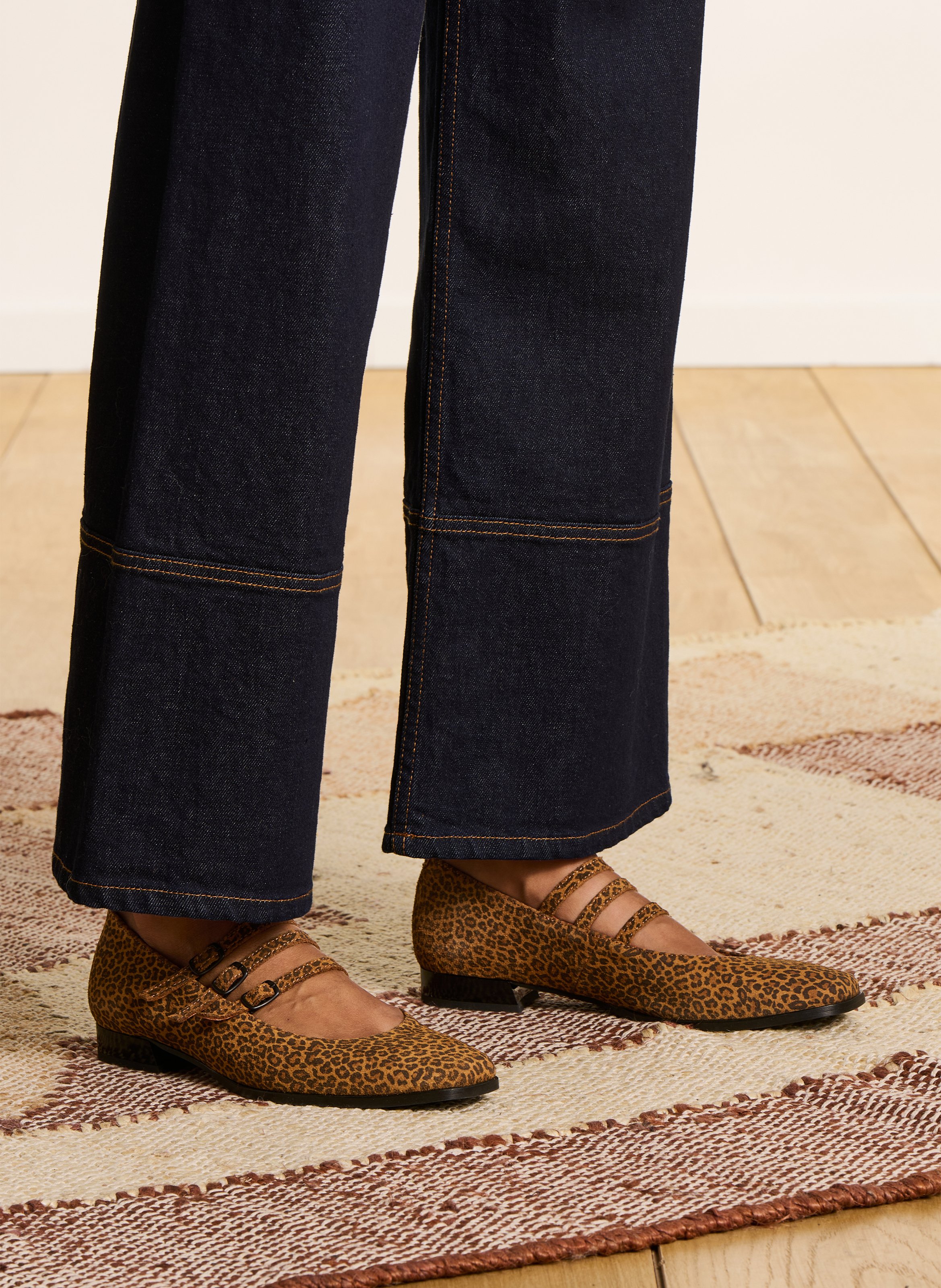 Babies plates léopard à brides en cuir LA FEE MARABOUTEE Marron