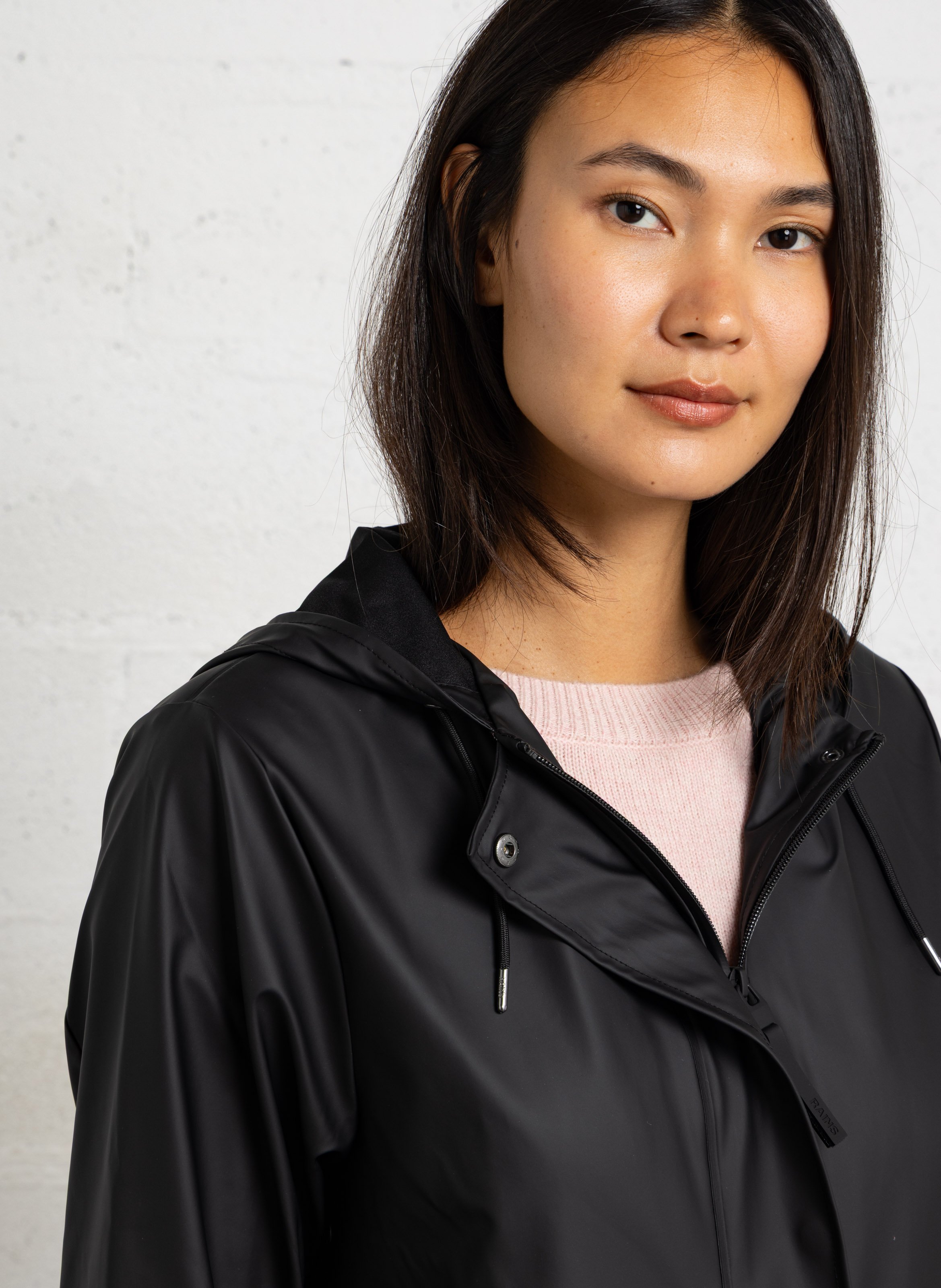 Taillierter Parka mit Kapuze RAINS Schwarz