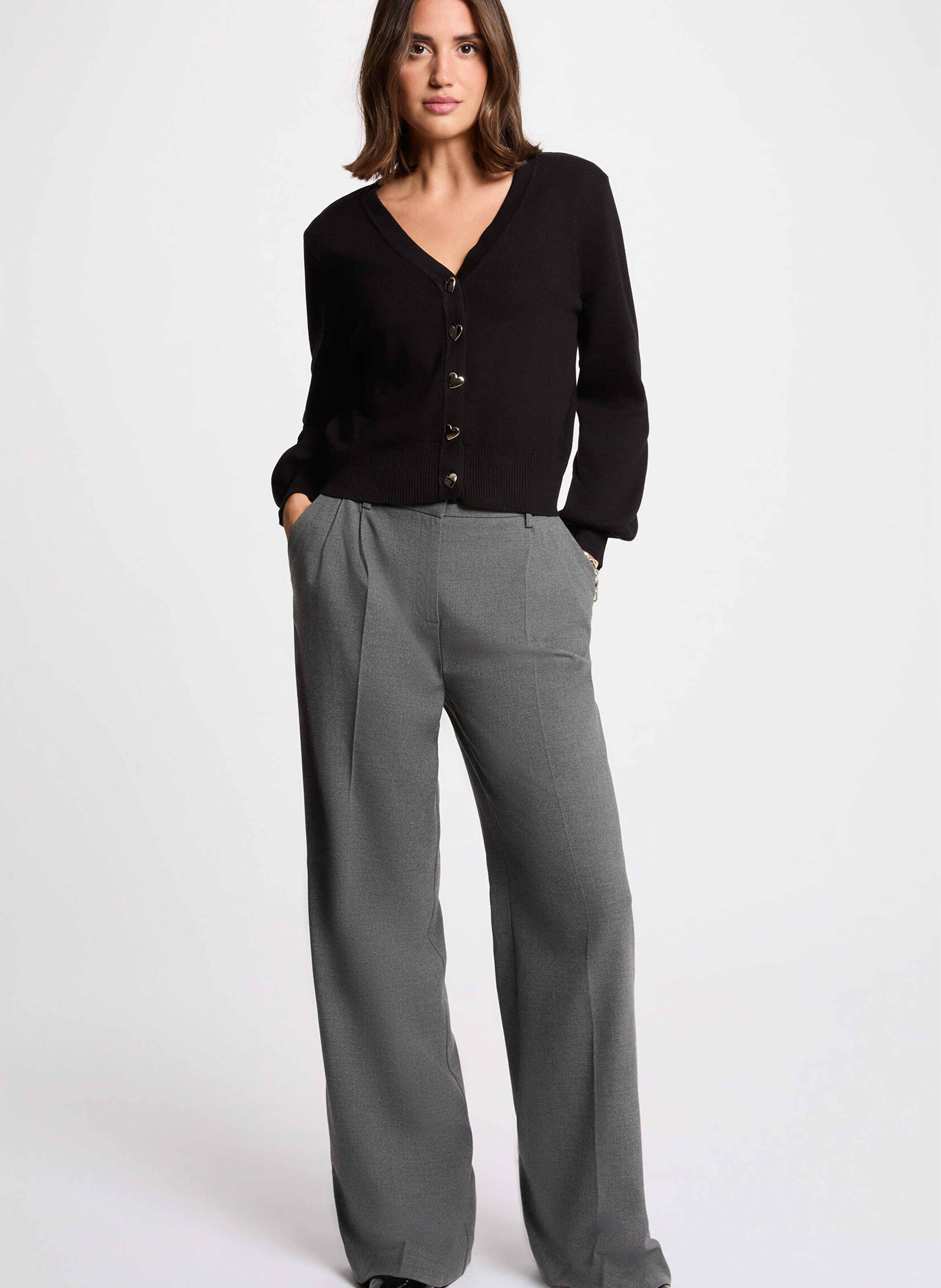 Cardigan met aansluitende pasvorm met hartvormige knopen MORGAN Zwart