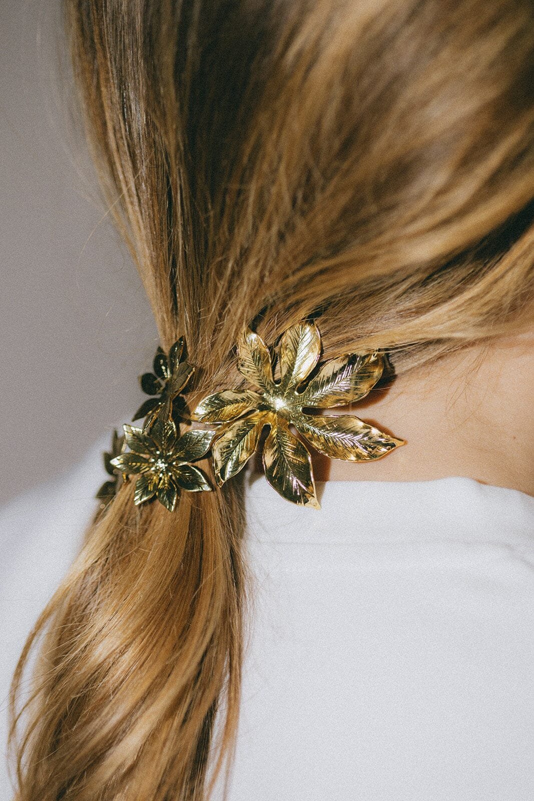 HESPÉRIS - fine gold-plated flower hair slide MONSIEUR SIMONE Golden