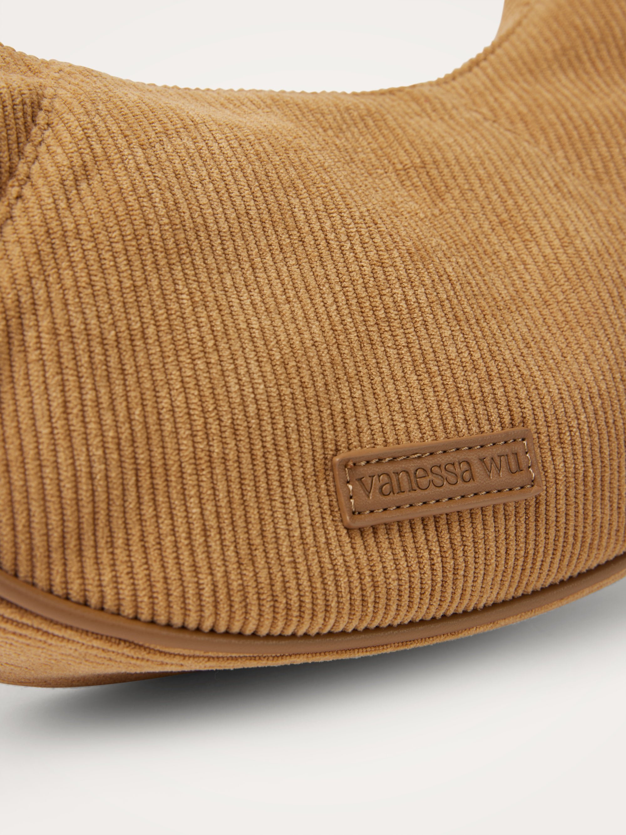 Half Moon Fanny Pack VANESSA WU Beige