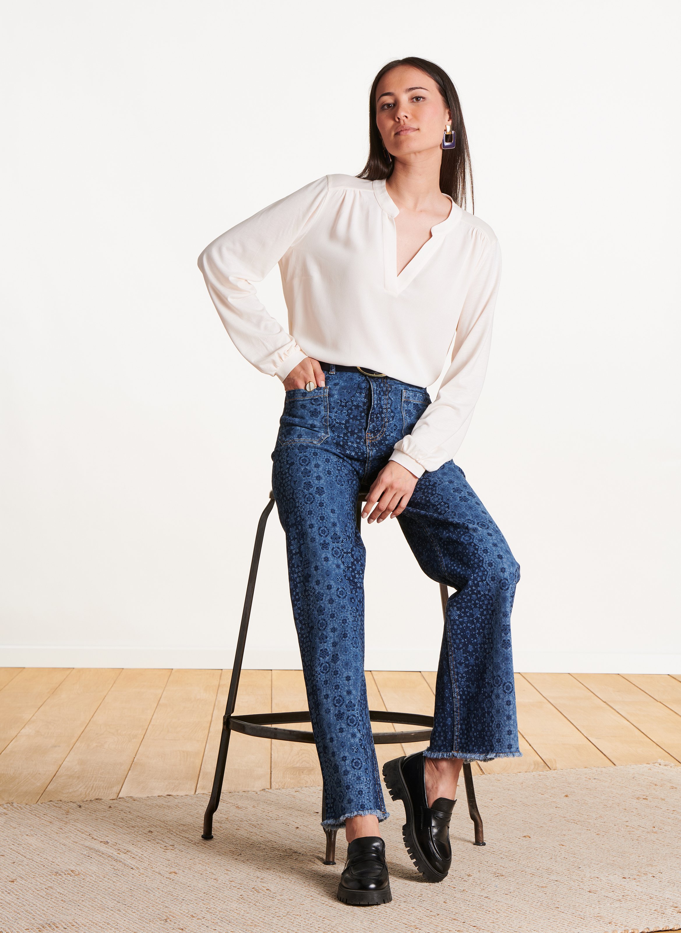 Oversized V-neck T-shirt LA FEE MARABOUTEE Beige