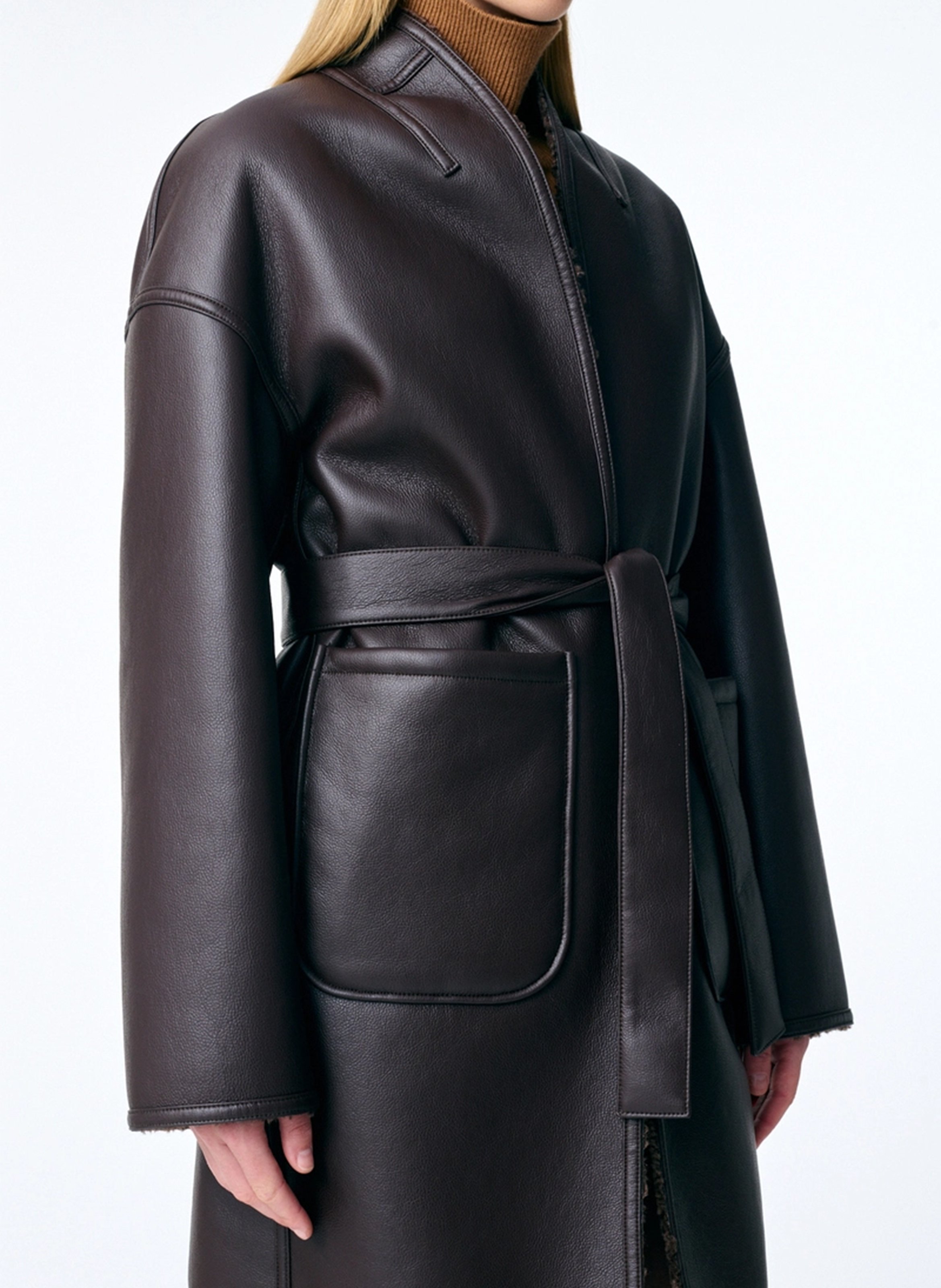 Jas met V-hals en lederlook effect VANESSA BRUNO Bruin