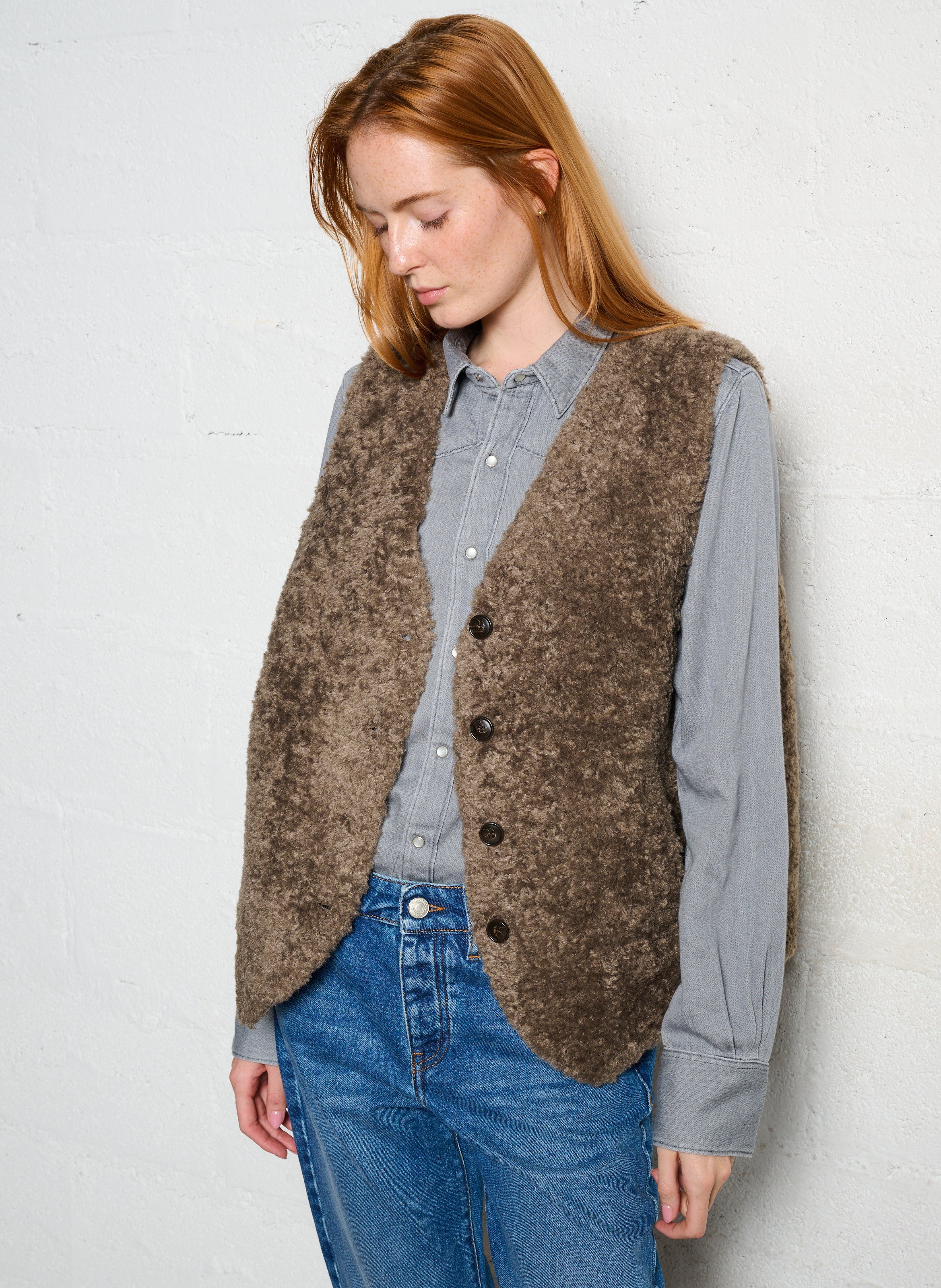 Ärmellose Weste aus gewelltem Pelz SEE U SOON