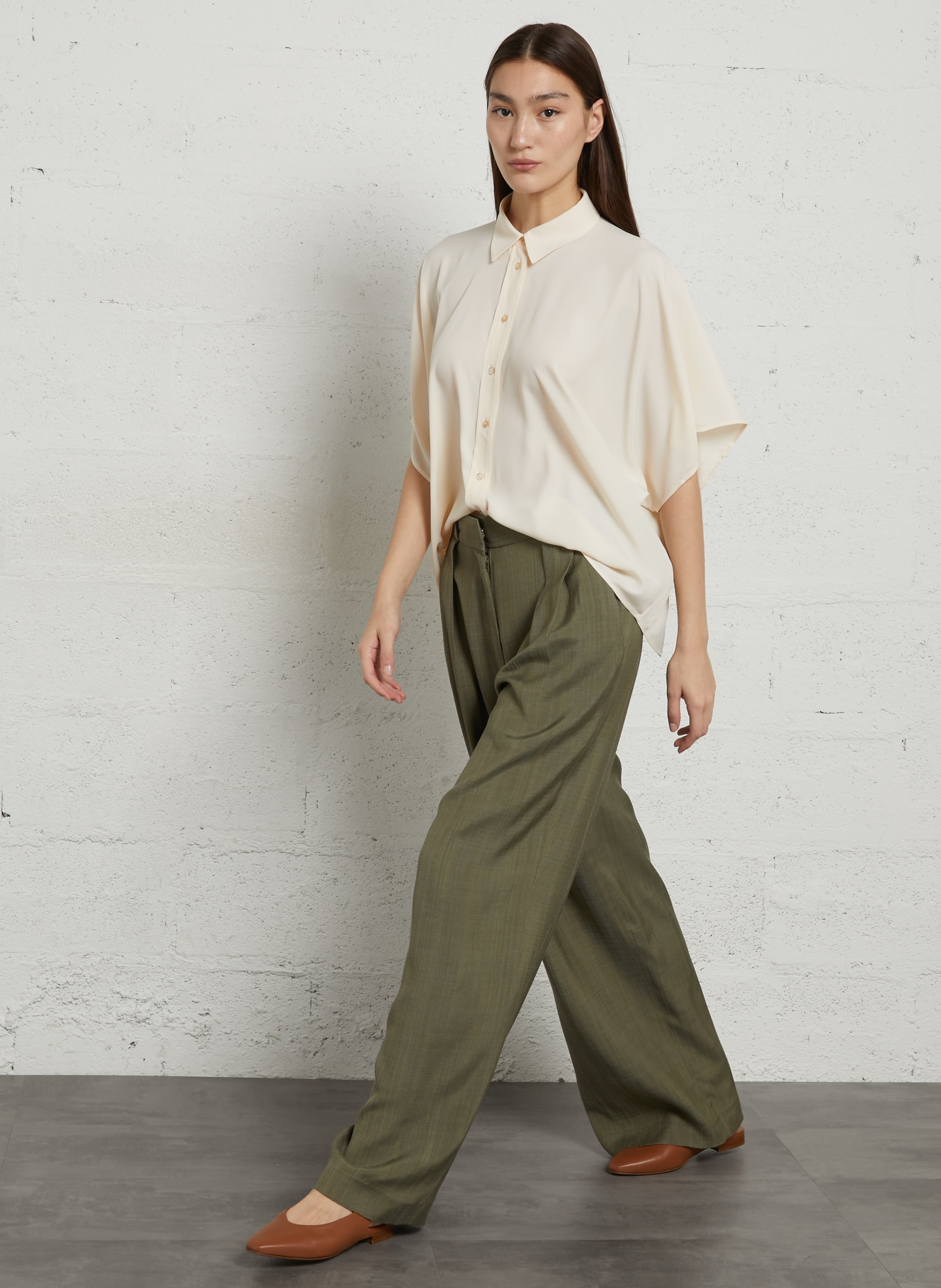 Oversized shirt with classic collar MOMONI Beige