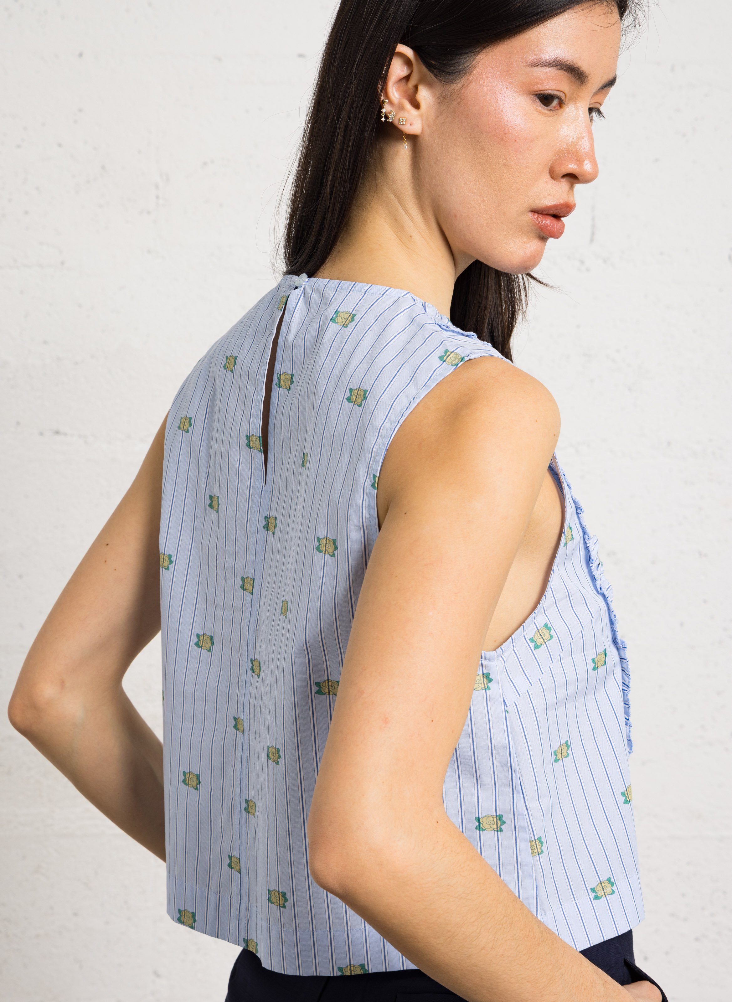 Gestreiftes ärmelloses kurzes Top THE TINY BIG SISTER Blau