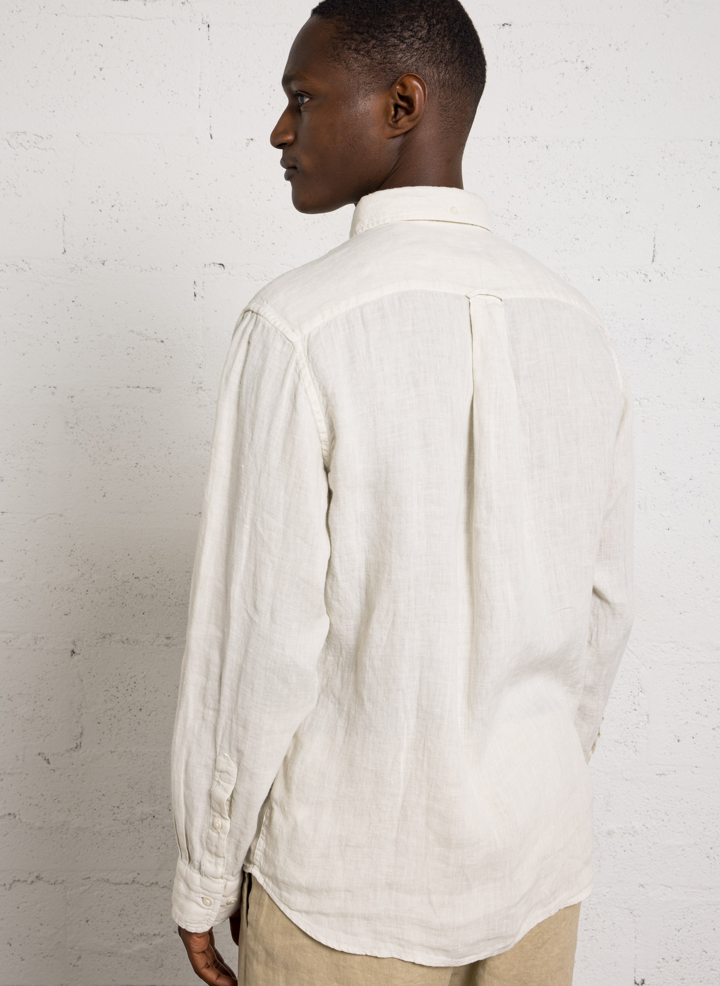 Chemise droite col classique en lin GANT Beige