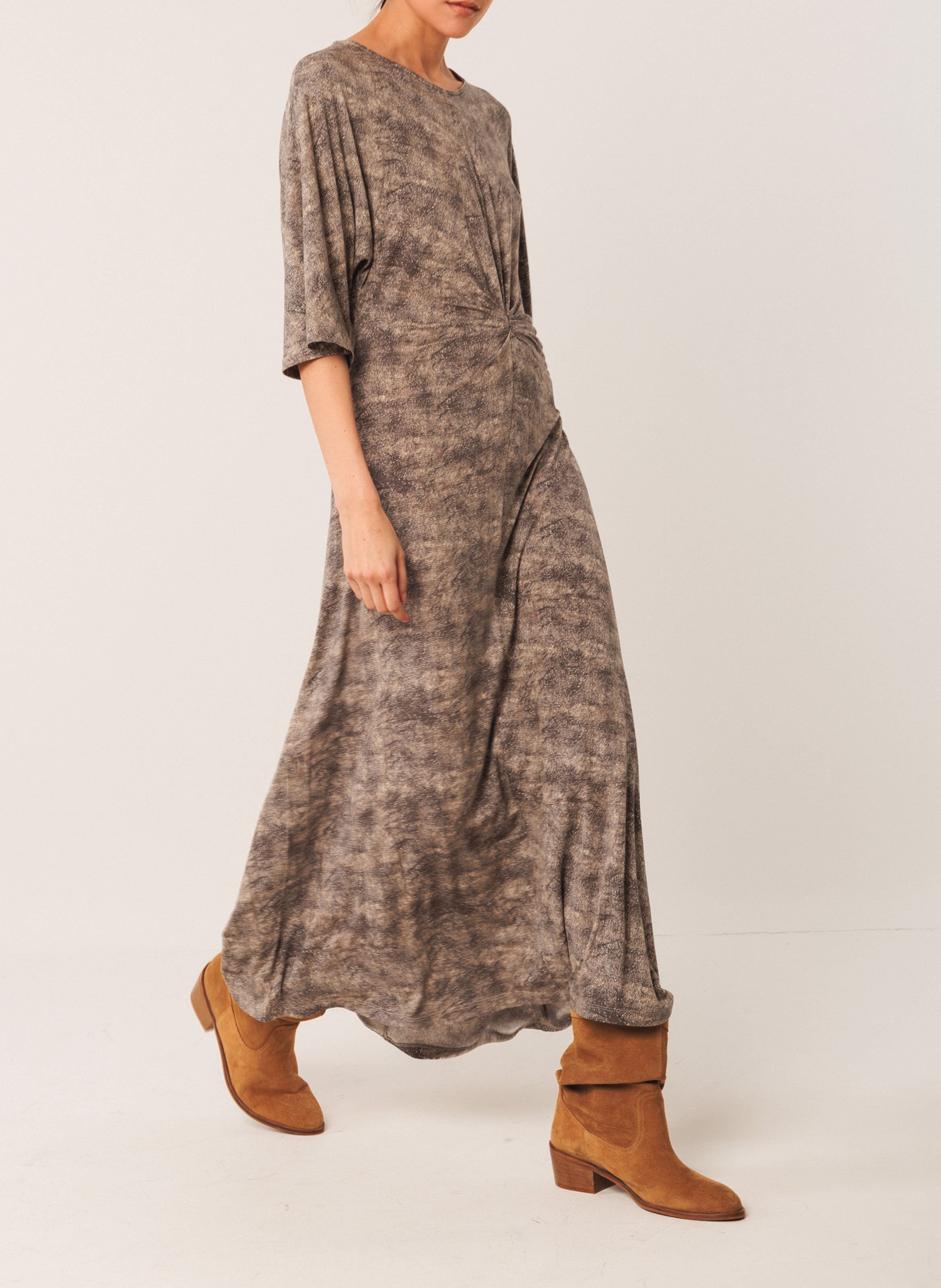 Long fitted round-neck dress INDI & COLD Black