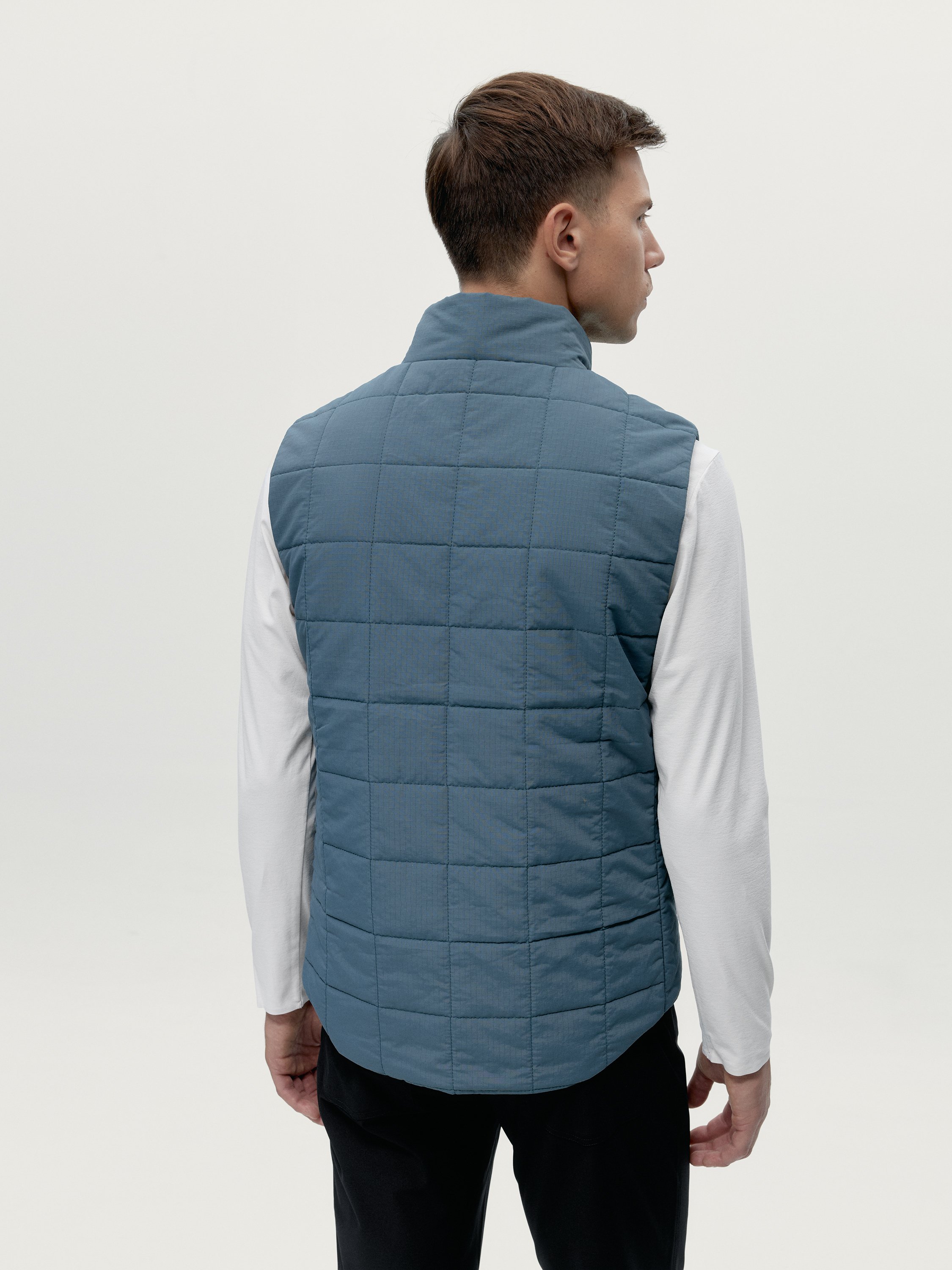 MERRIT sports vest with zipper BORN LIVING YOGA Blue