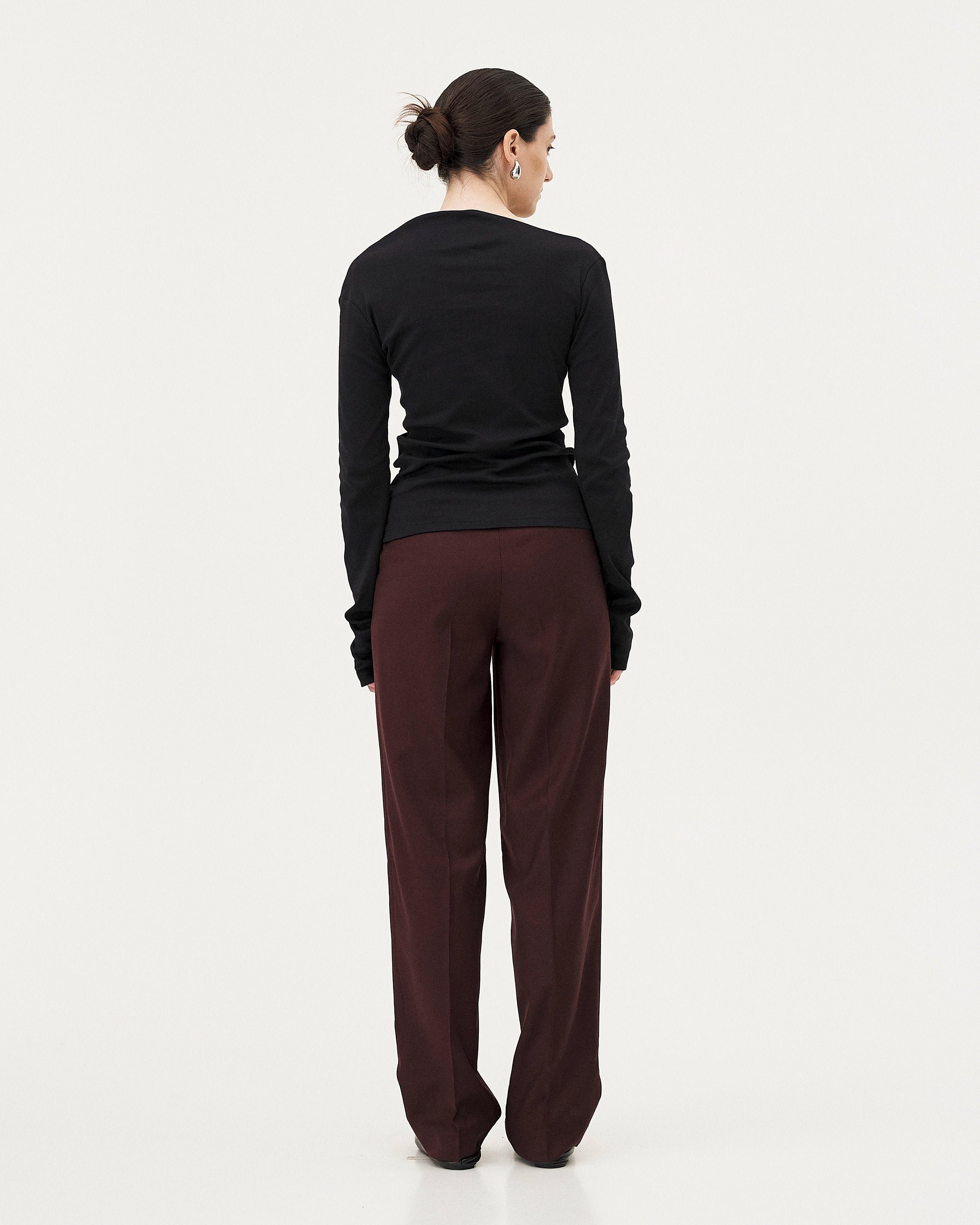 Asymmetrical top Elia Noyoco Black