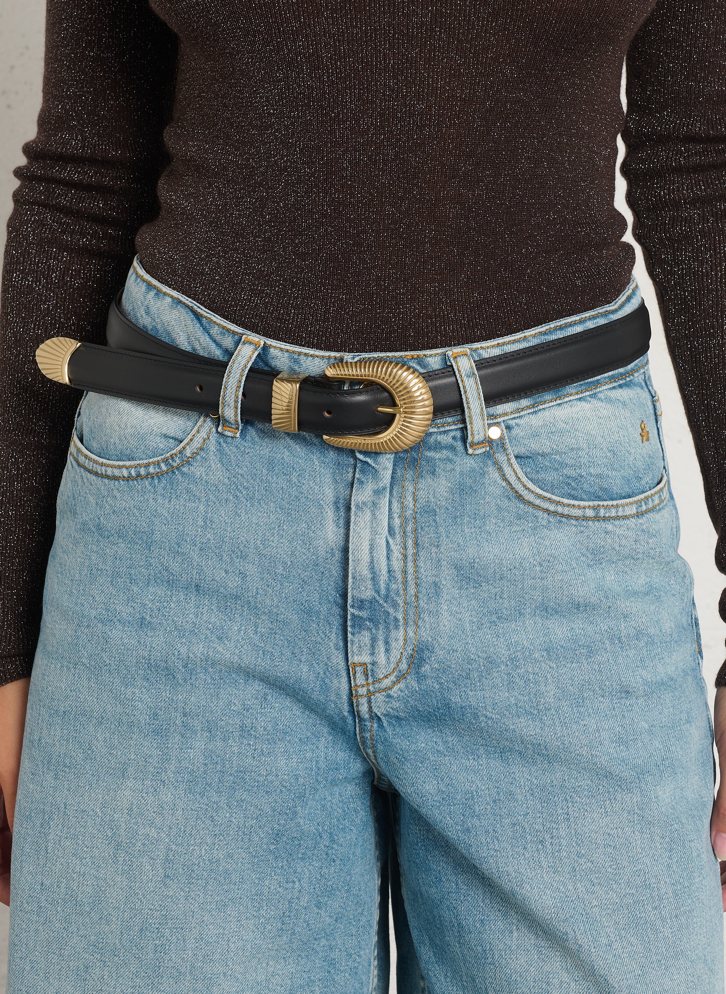 Riem met western gespen van glad leer. MAISON BOINET Zwart