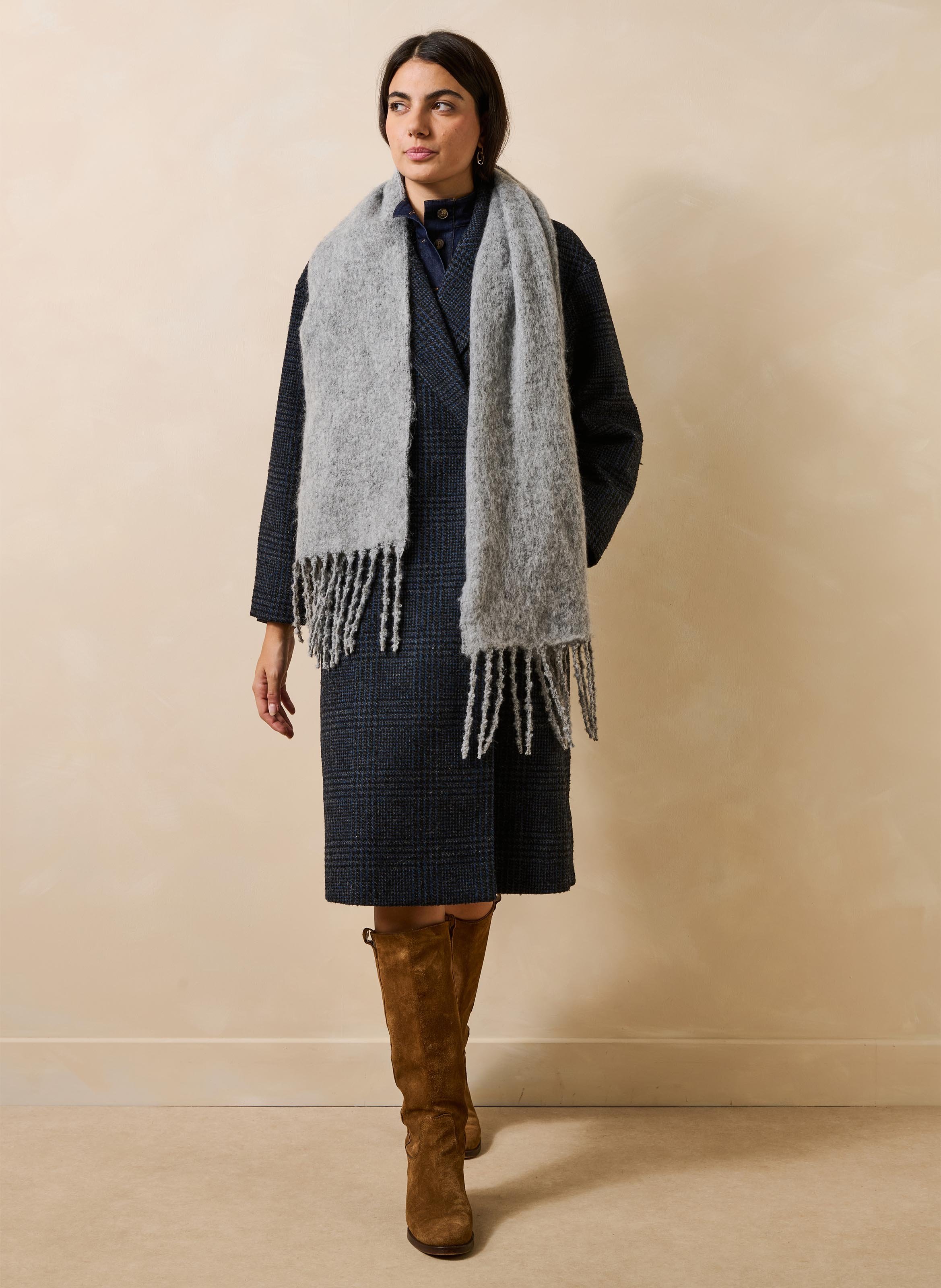 Bufanda con flecos LA FEE MARABOUTEE Gris