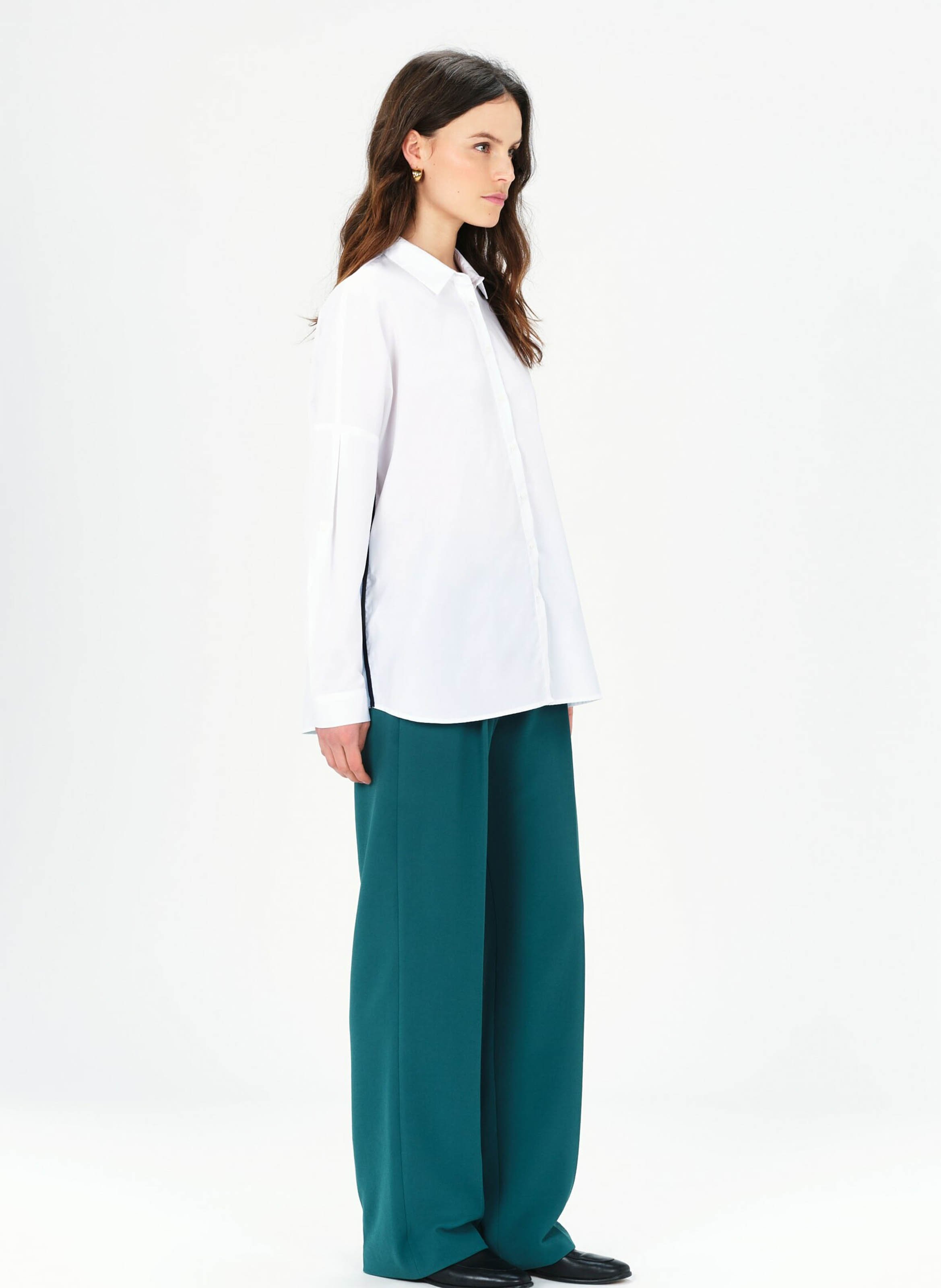 Ruimvallende blouse met Italiaanse kraag en driekleurige streep Wit