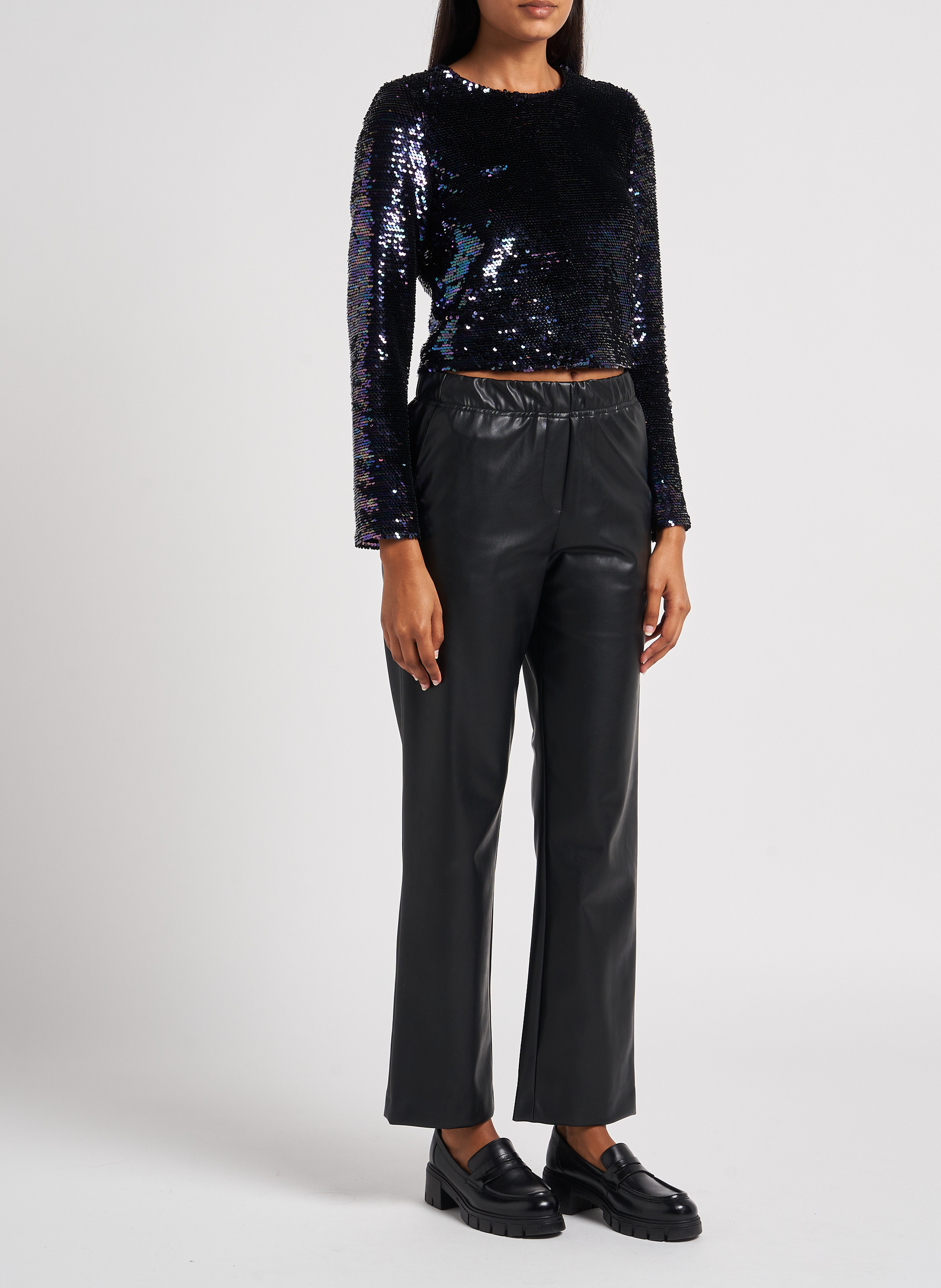 Regular-fit round-neck sequin top - Look 1