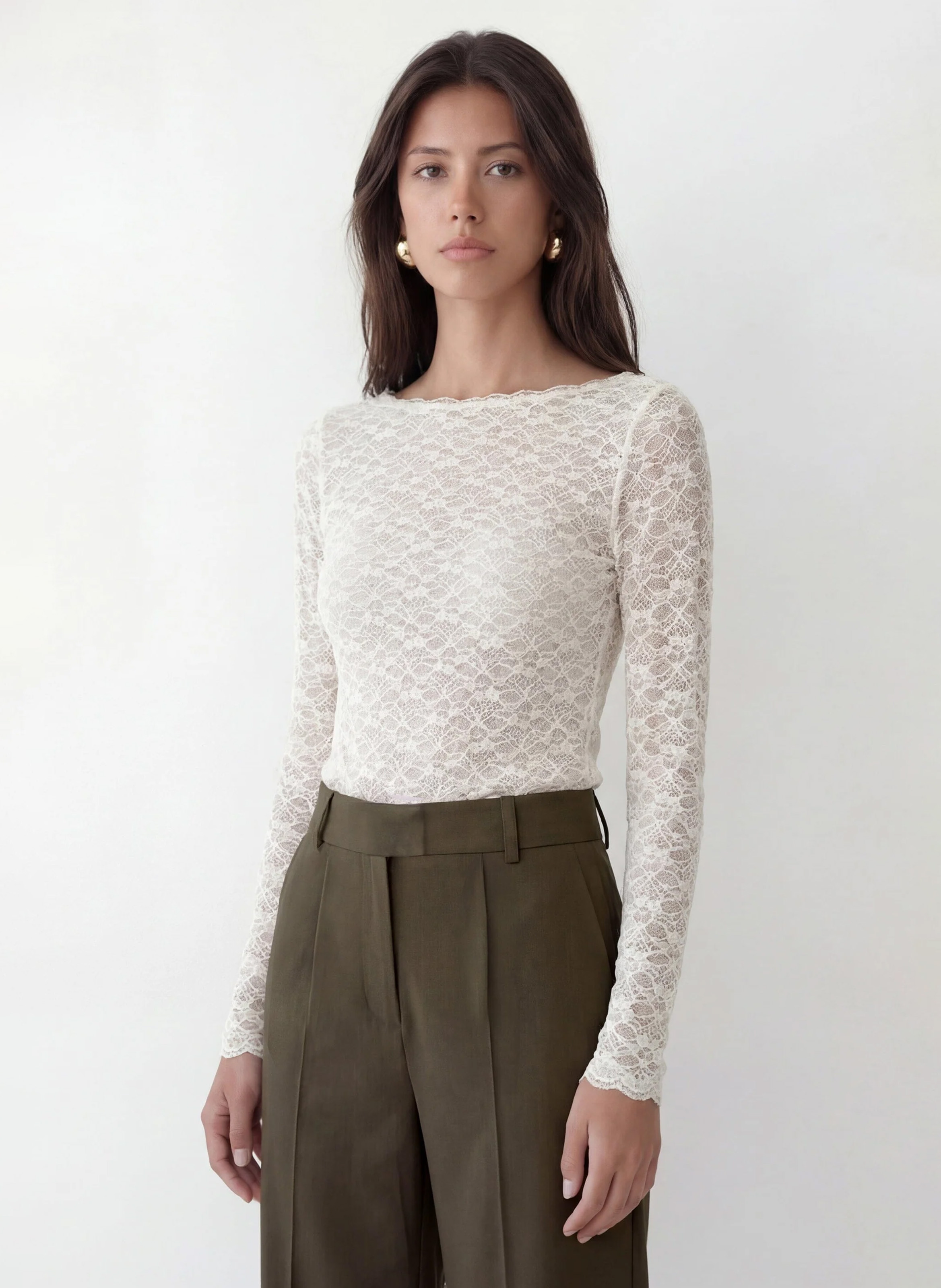 Top aus Spitze mit U-Boot-Ausschnitt KOOKAI Weiss