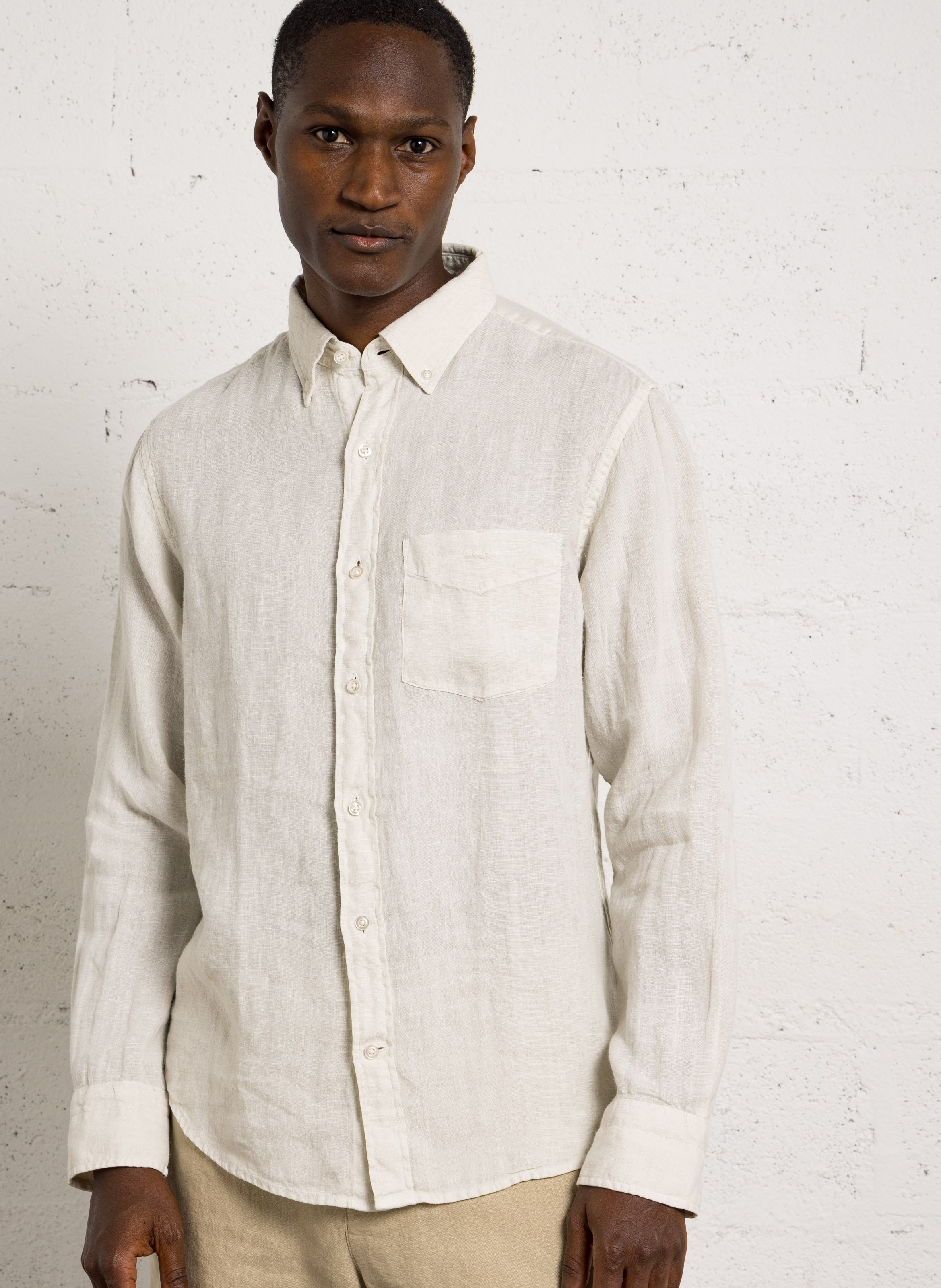 Chemise droite col classique en lin GANT