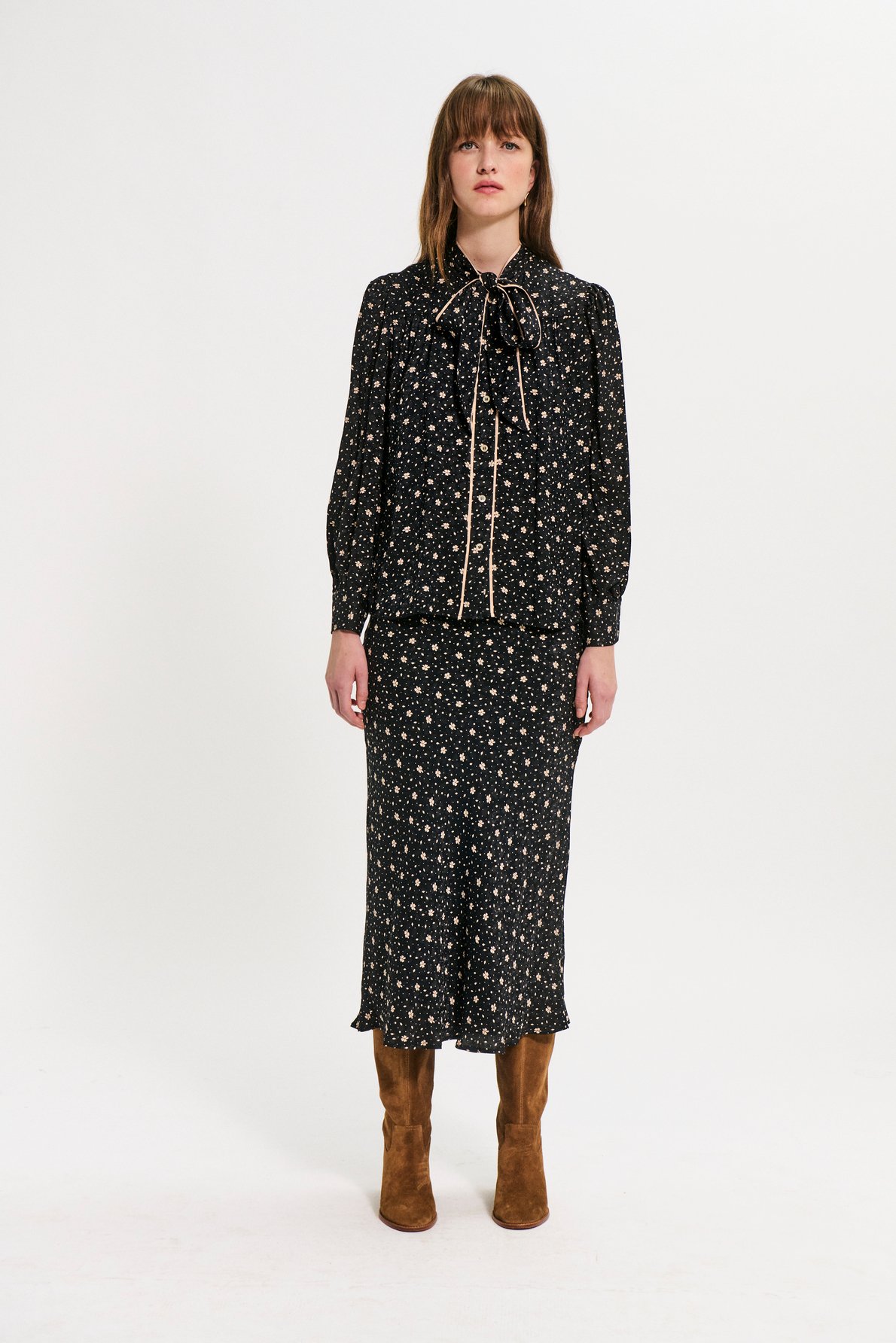 Chemise col lavallière à motif fleuri PABLO Noir